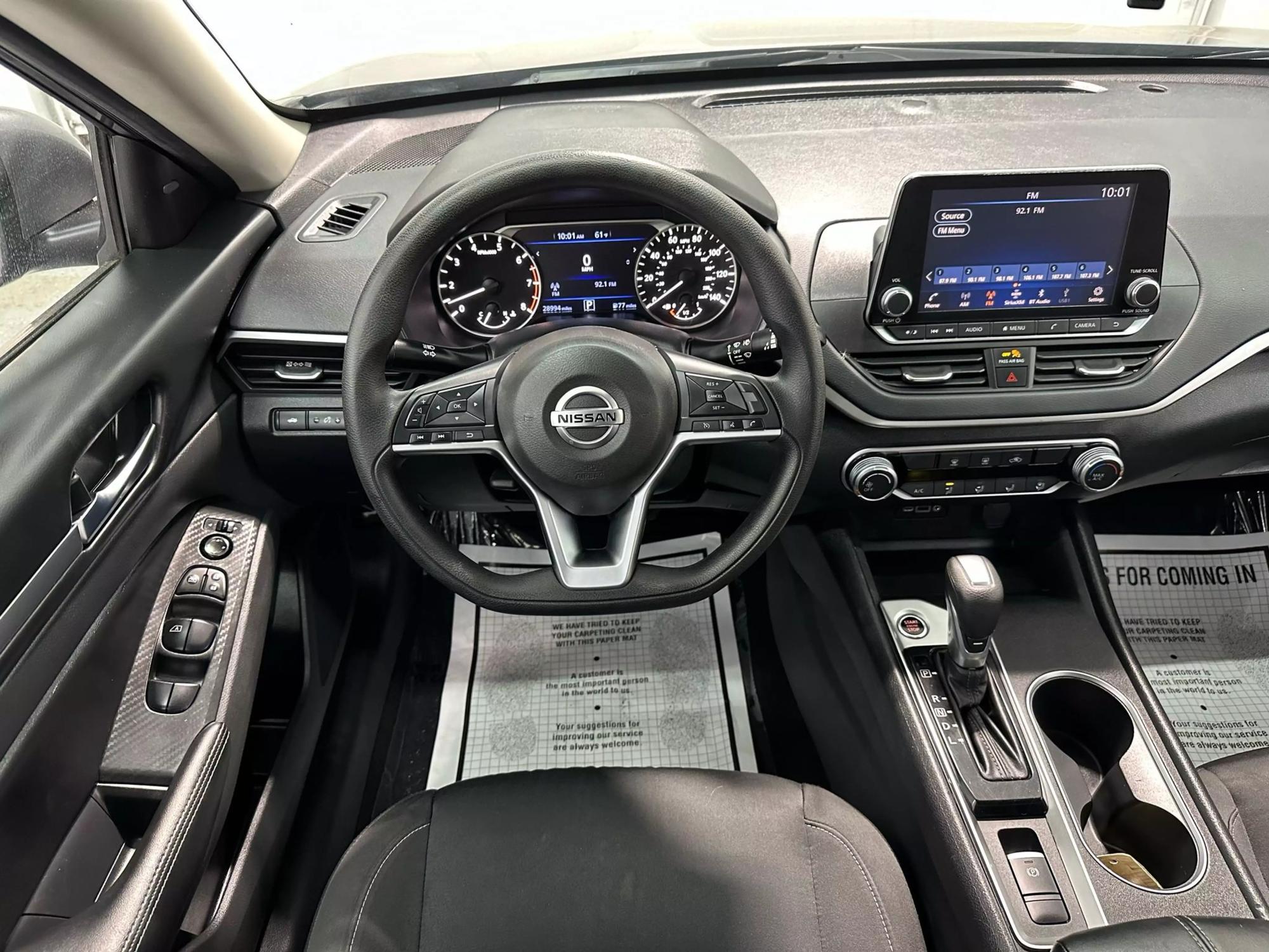 2022 Nissan Altima SV photo 28