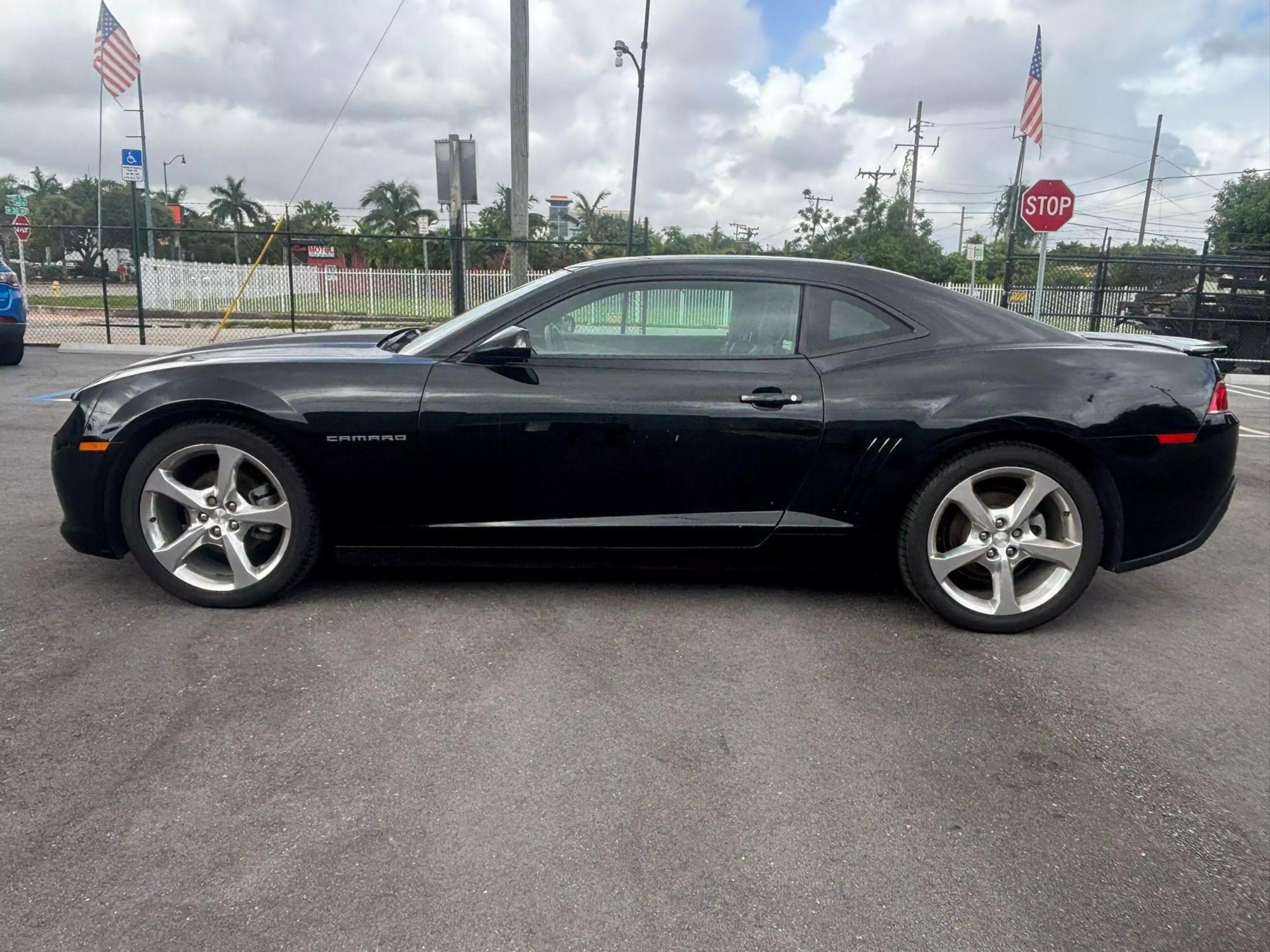 2015 Chevrolet Camaro 2LT photo 20