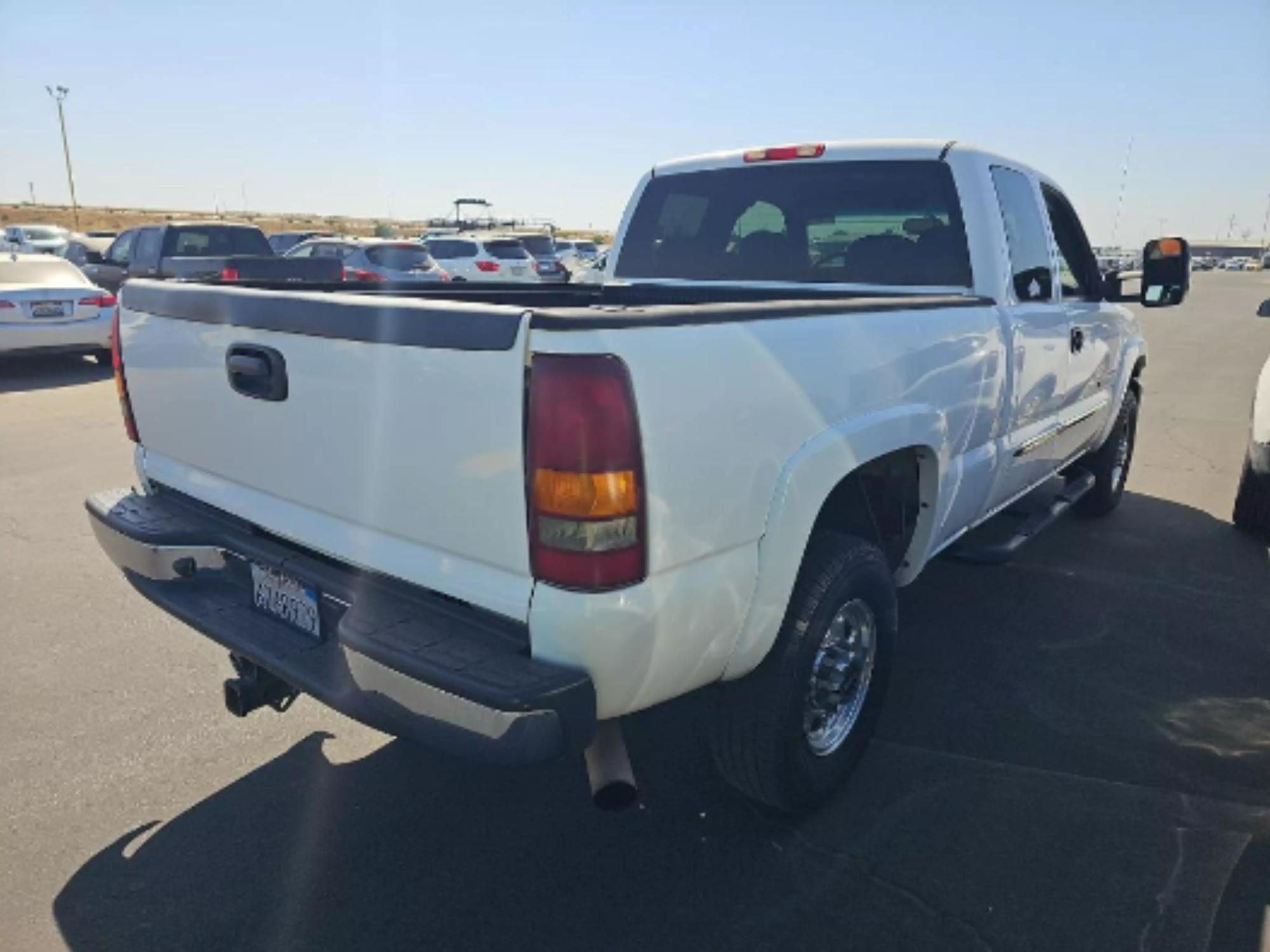 2003 GMC Sierra 2500HD null photo 71