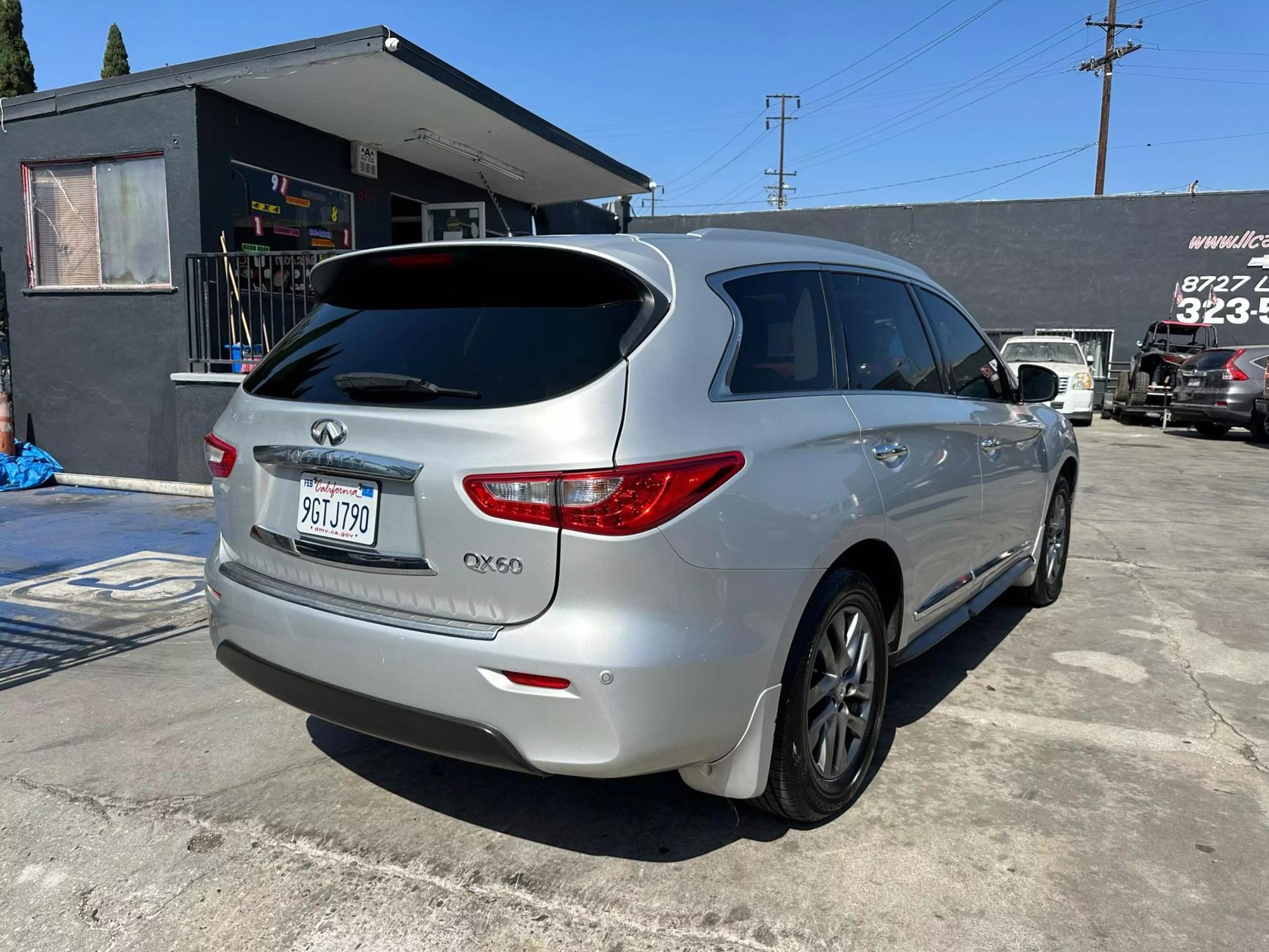 2015 INFINITI QX60 Base photo 24