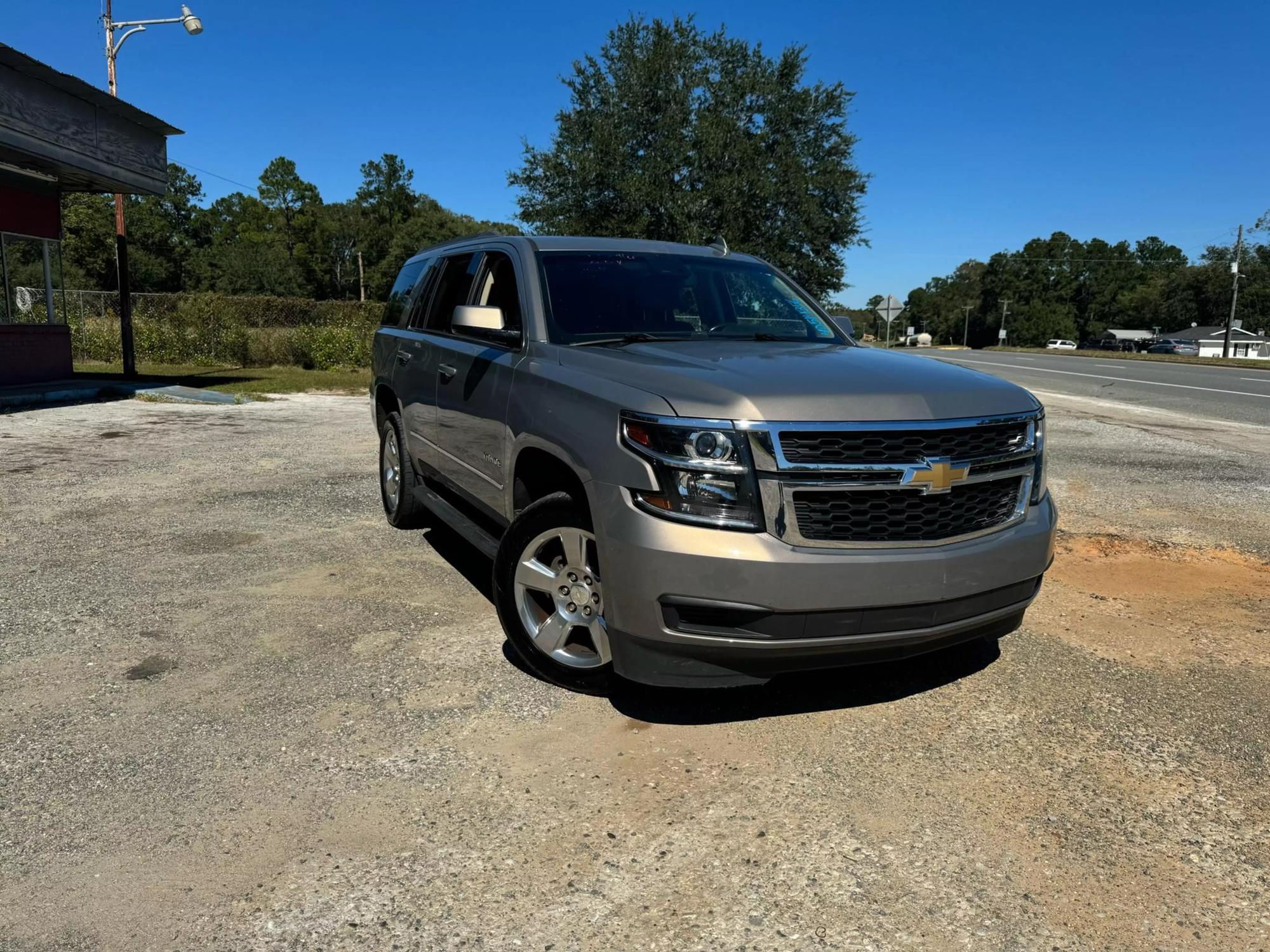 2017 Chevrolet Tahoe LS photo 16