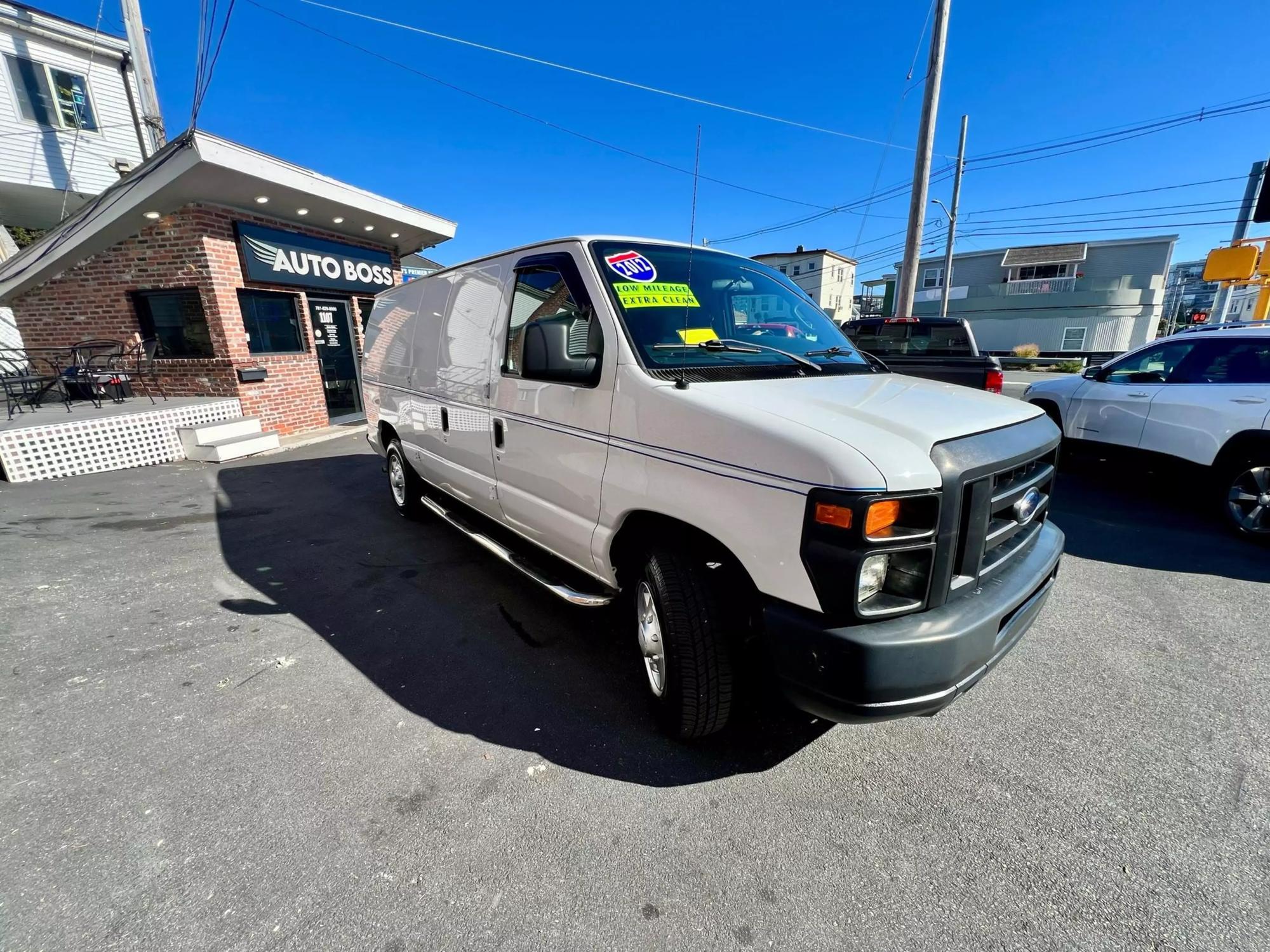 2012 Ford E-Series Econoline Van Commercial photo 23