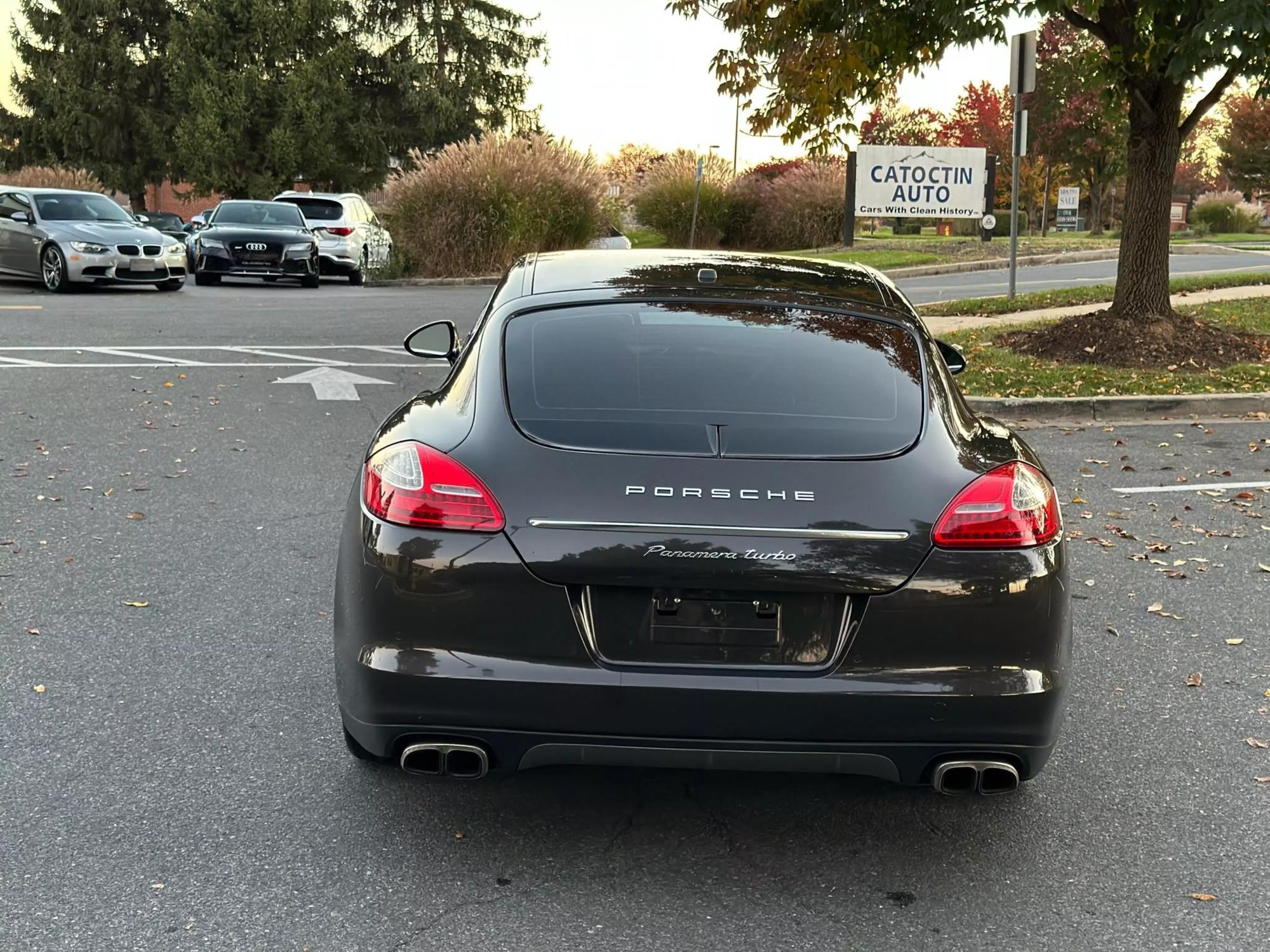 2011 Porsche Panamera Turbo photo 93