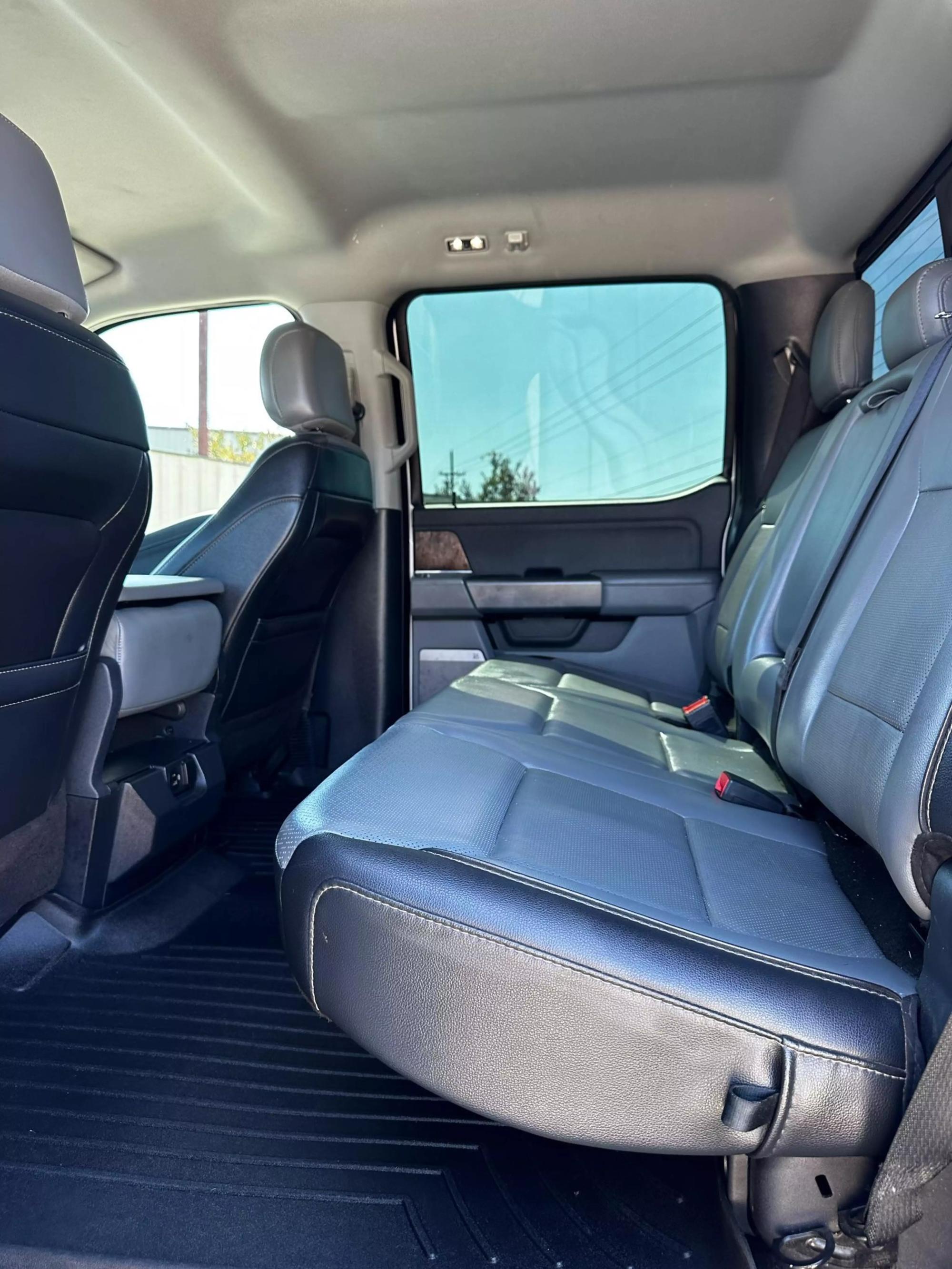 2021 Ford F-150 Lariat photo 33