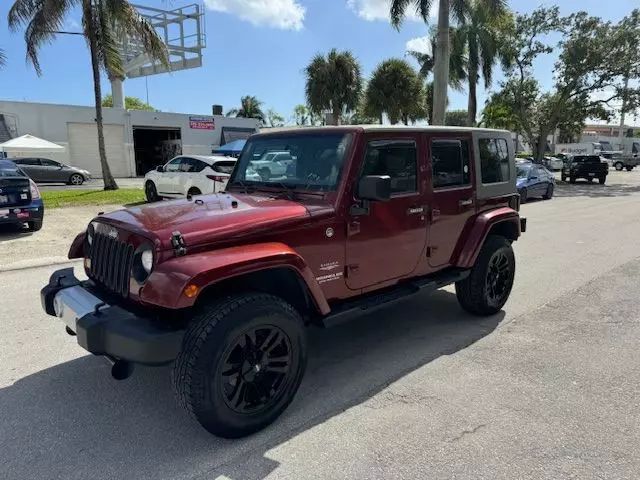 2010 Jeep Wrangler Unlimited Sahara photo 22