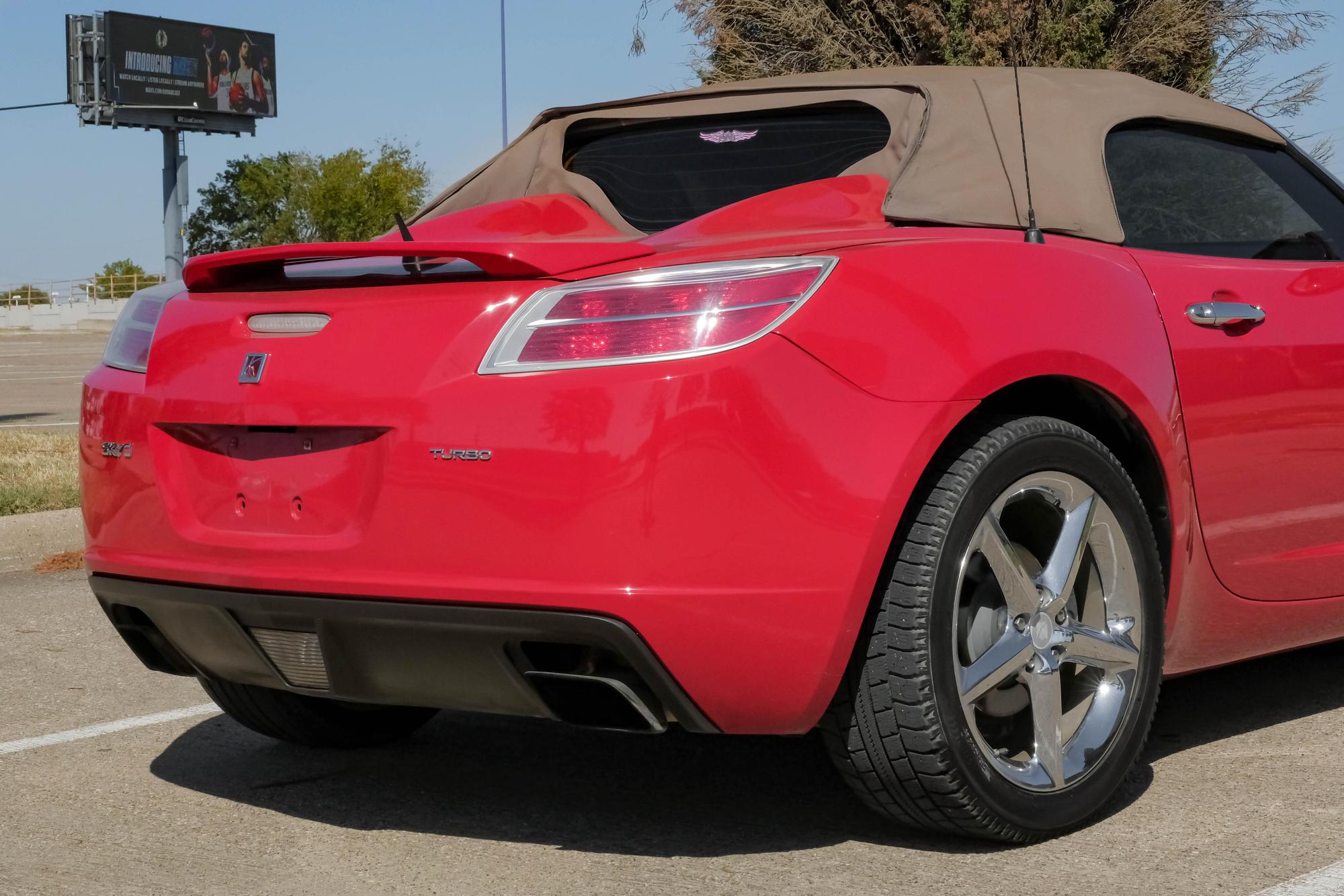 2008 Saturn Sky Red Line photo 50