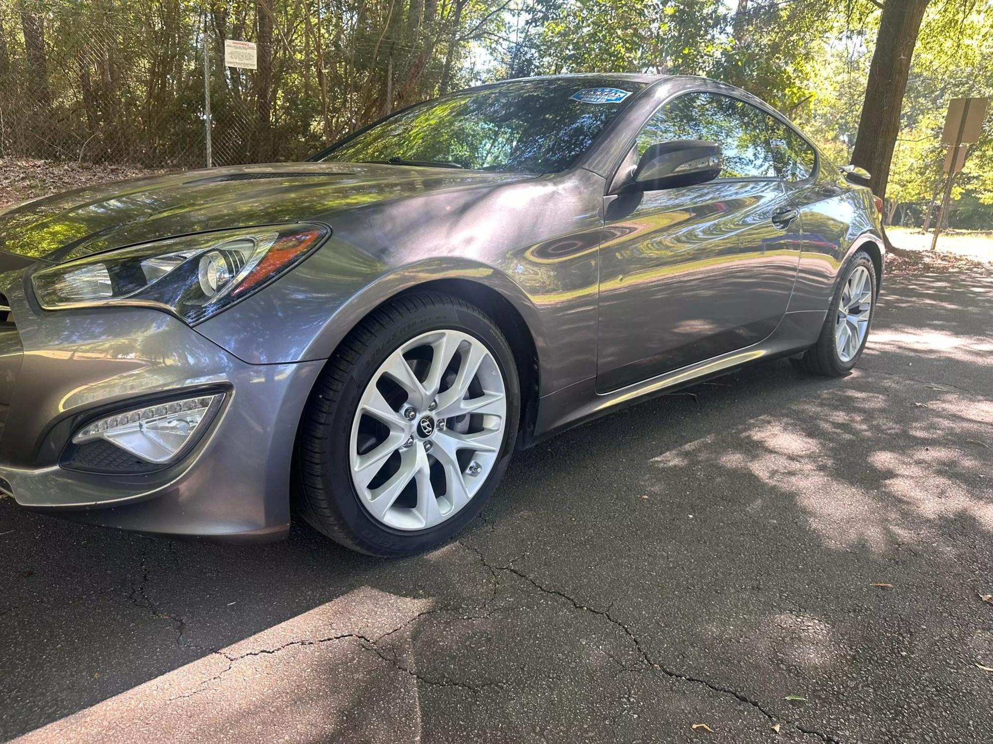 2015 Hyundai Genesis Coupe Base photo 44