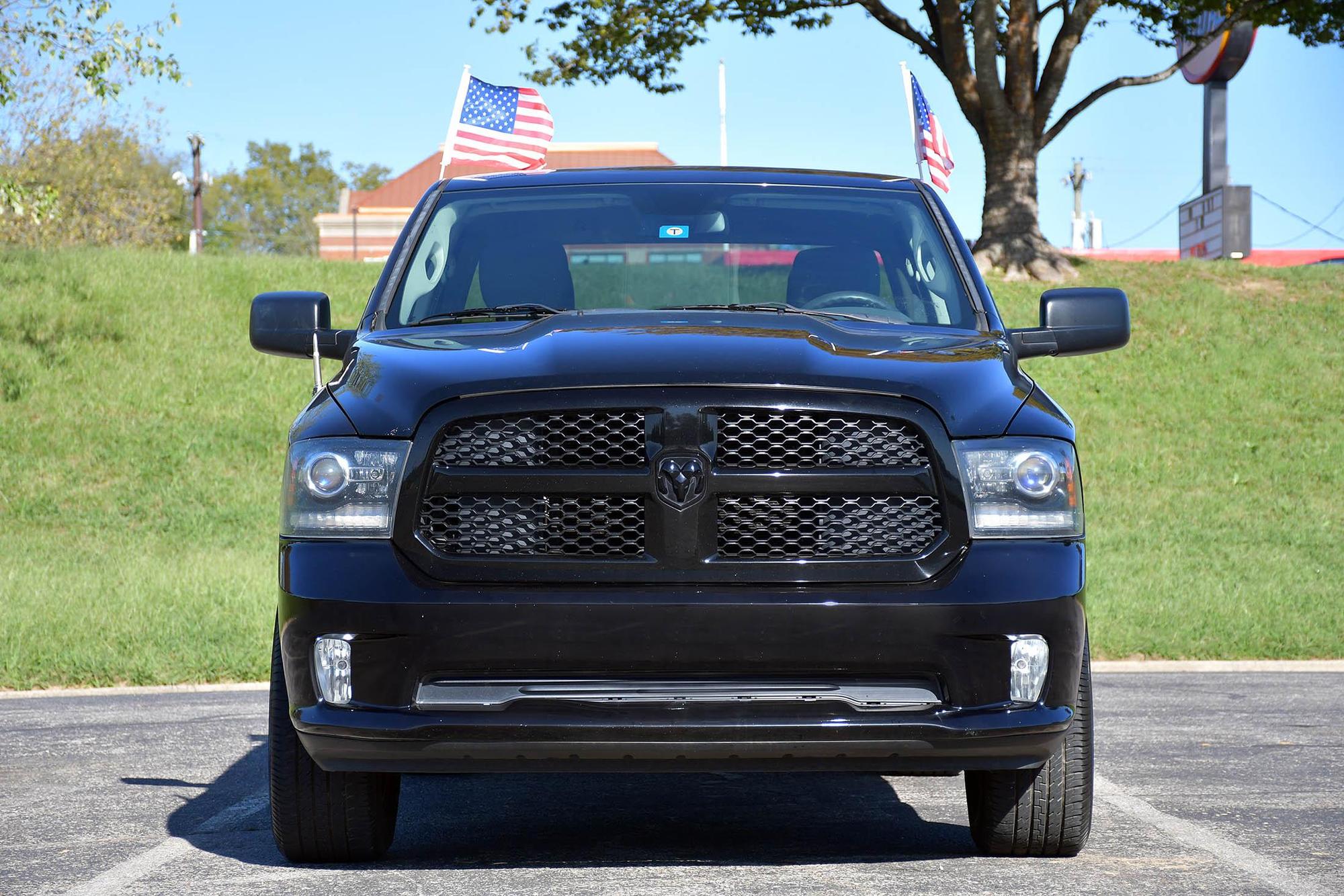 2014 RAM Ram 1500 Pickup Tradesman photo 33