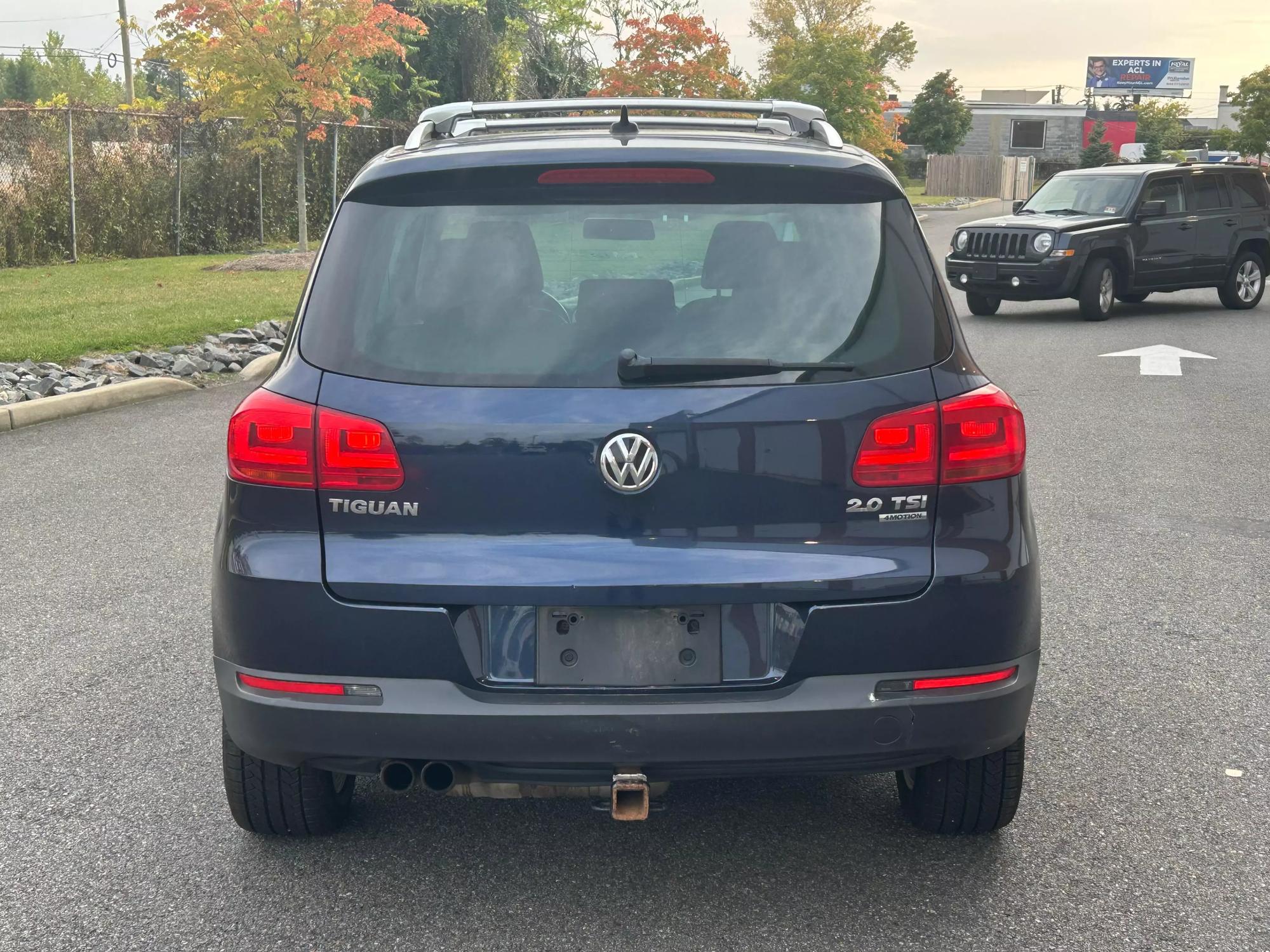 2014 Volkswagen Tiguan SE photo 27