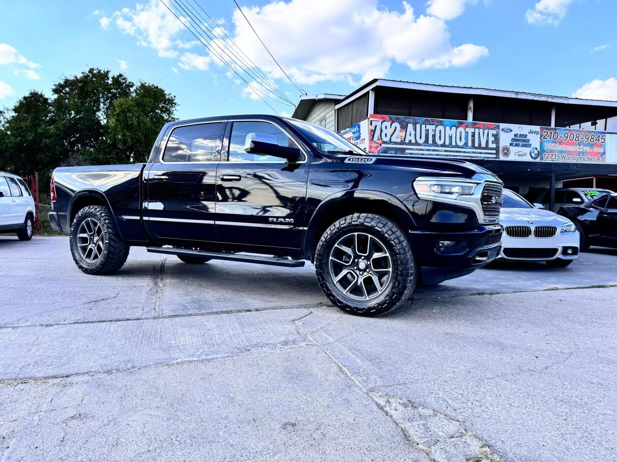 2019 RAM Ram 1500 Pickup Limited photo 22