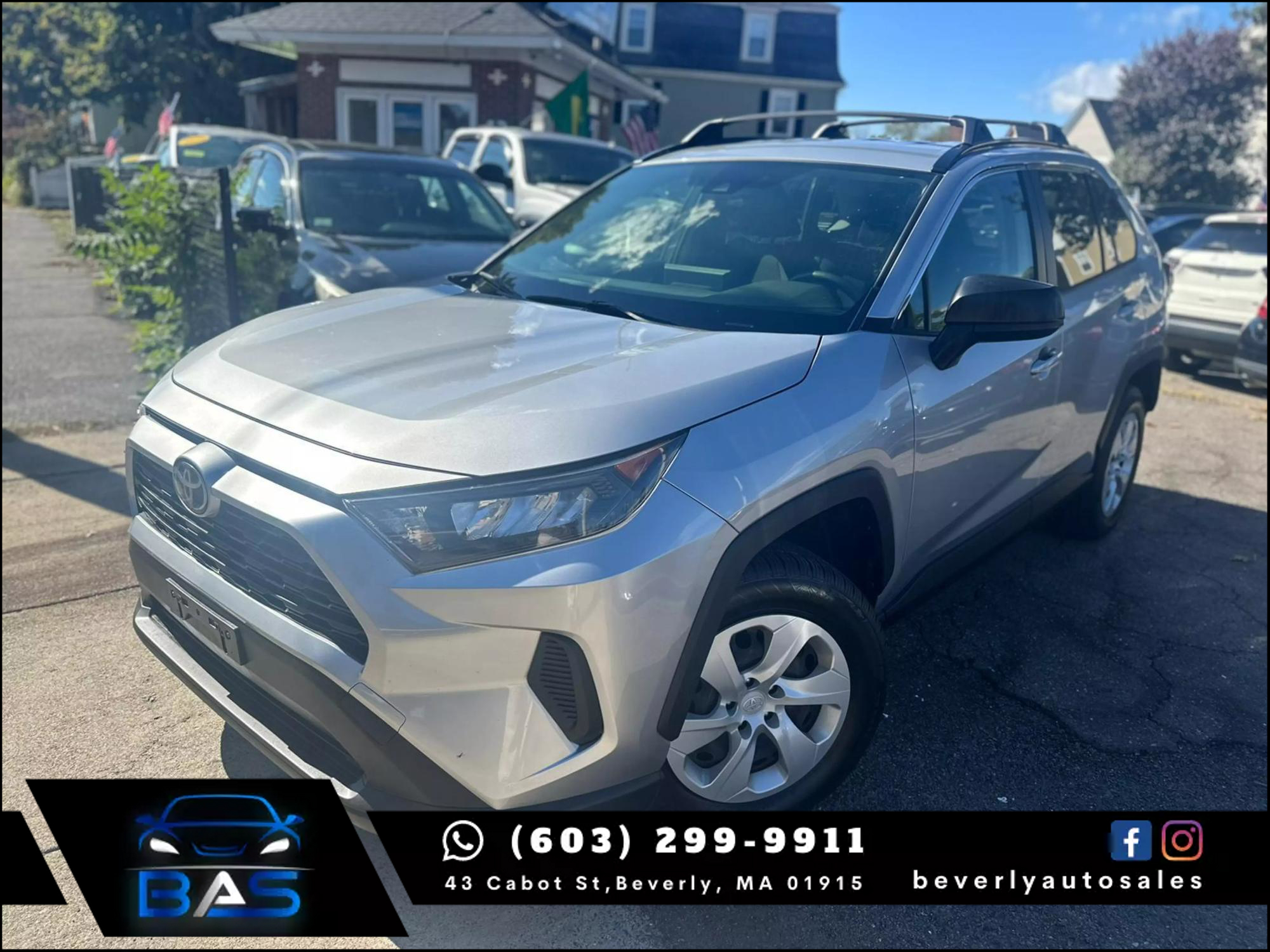 2019 Toyota RAV4 LE photo 15