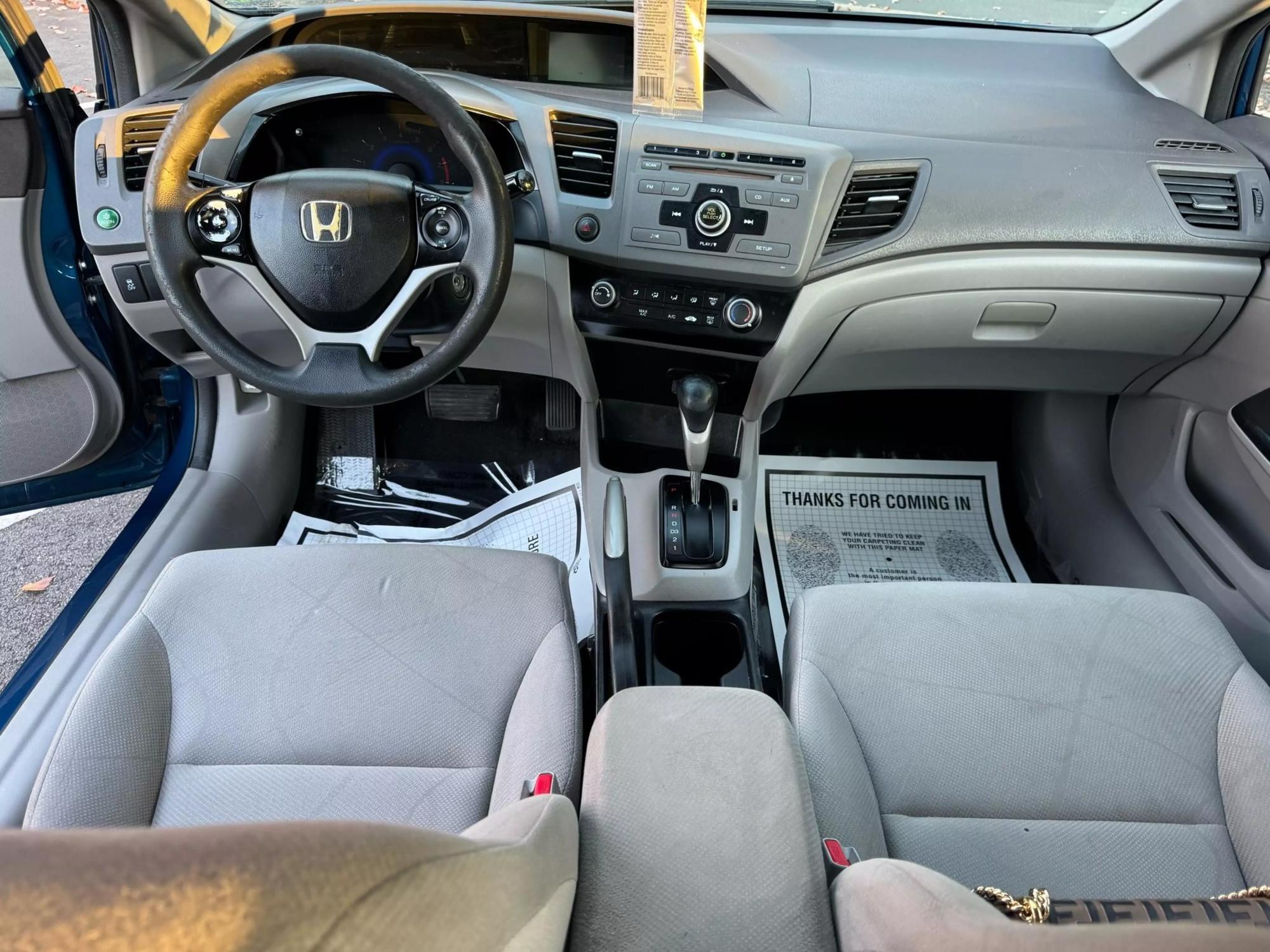 2012 Honda Civic LX photo 14