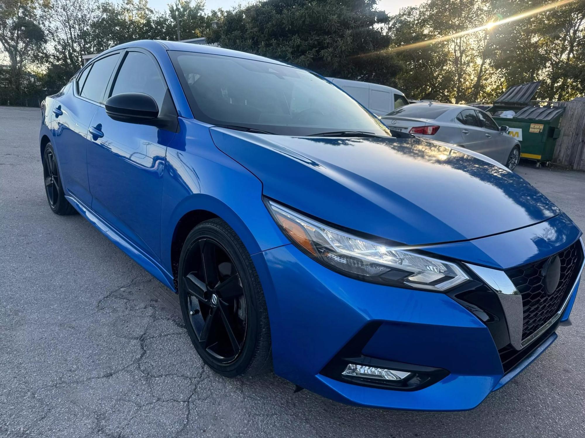 2022 Nissan Sentra SR photo 26