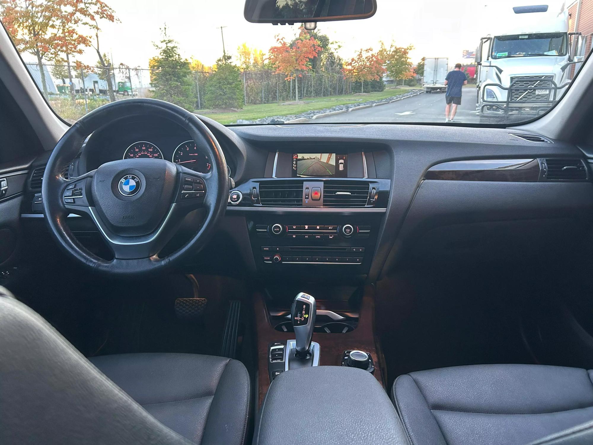 2015 BMW X3 xDrive28i photo 31