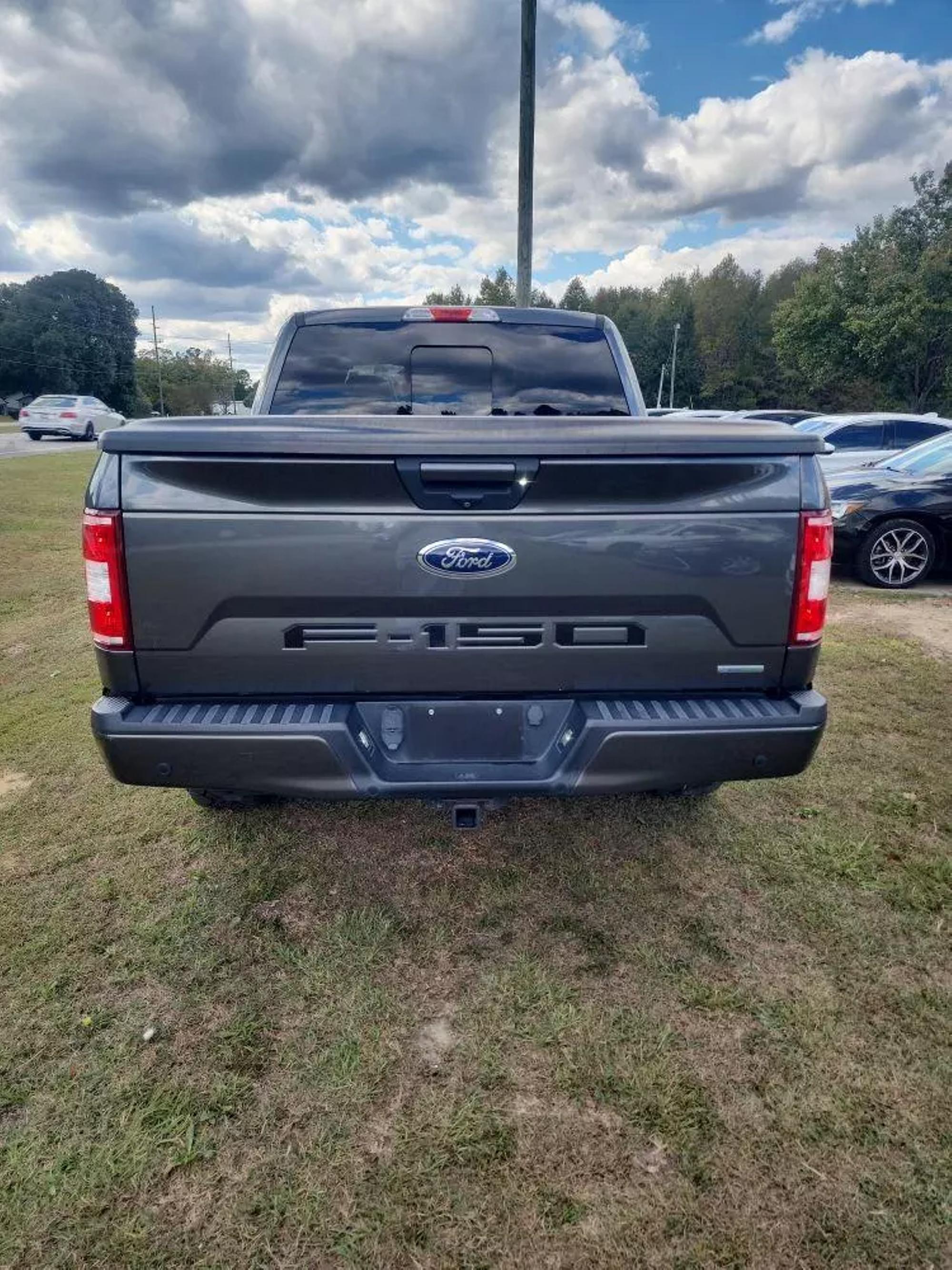 2018 Ford F-150 XLT photo 13