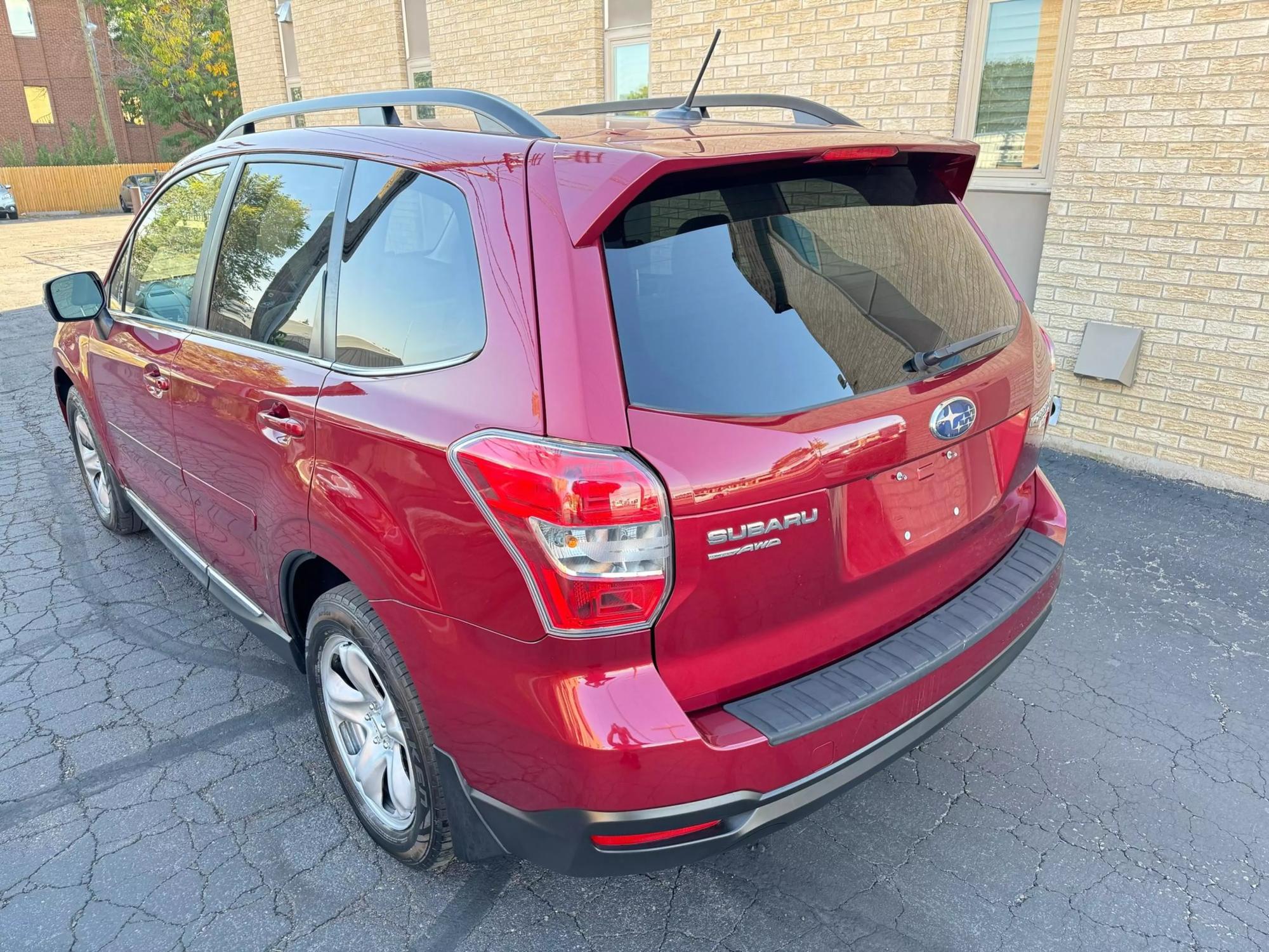 2015 Subaru Forester i Touring photo 37