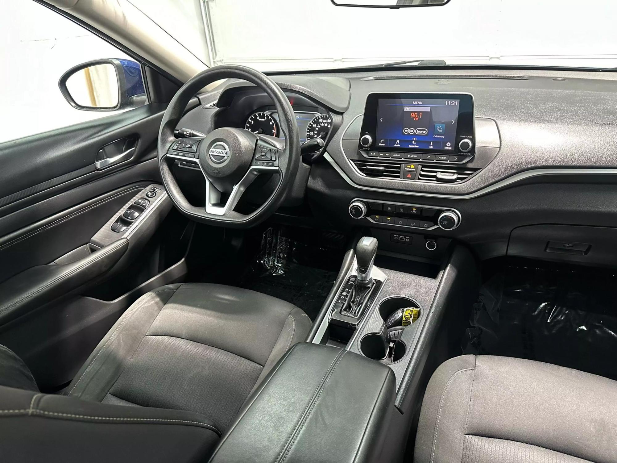 2020 Nissan Altima S photo 27