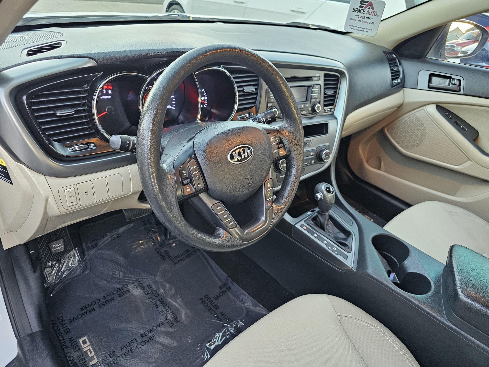 2013 Kia Optima LX photo 39