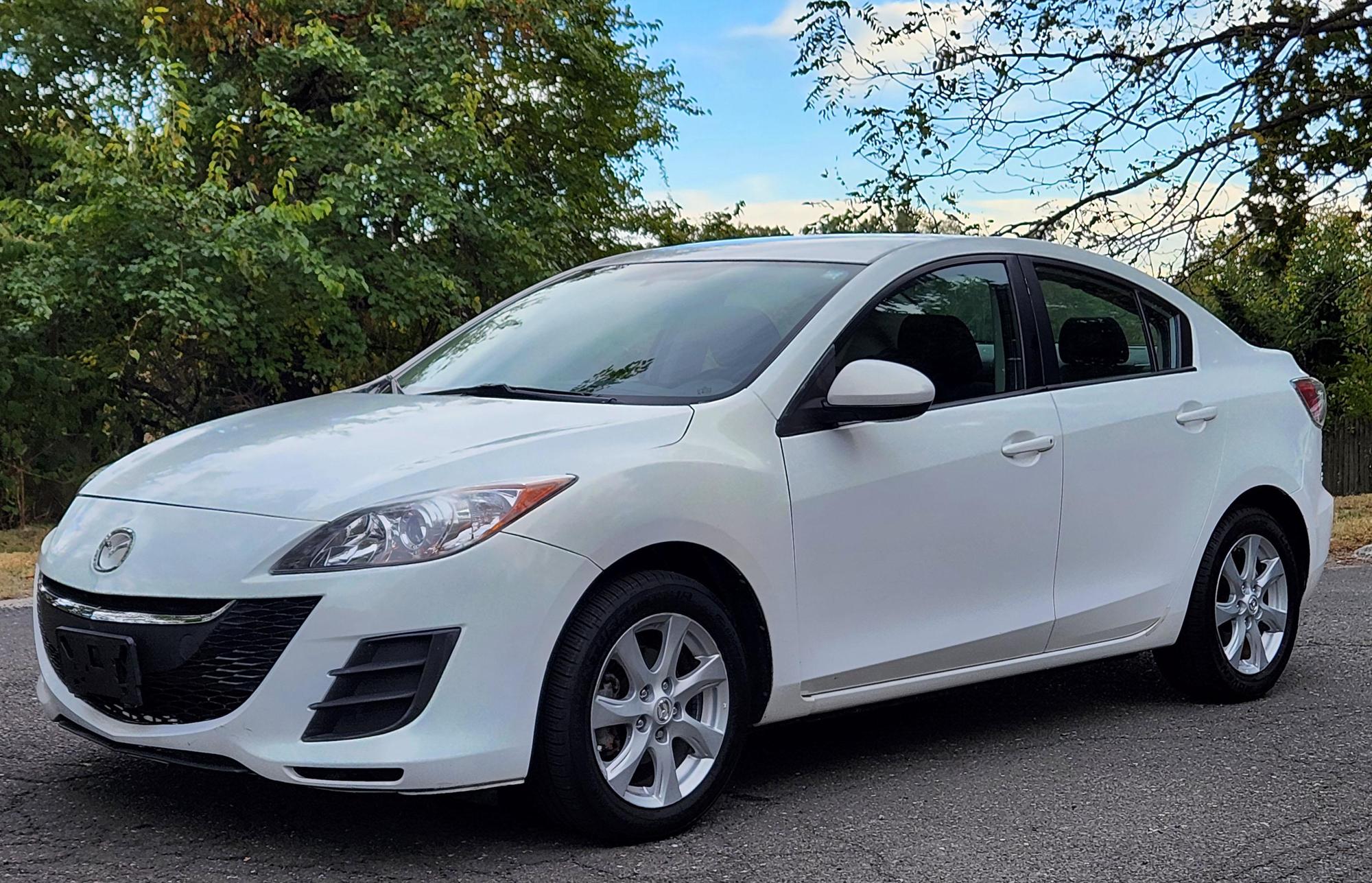 2010 Mazda MAZDA3 i Sport photo 17