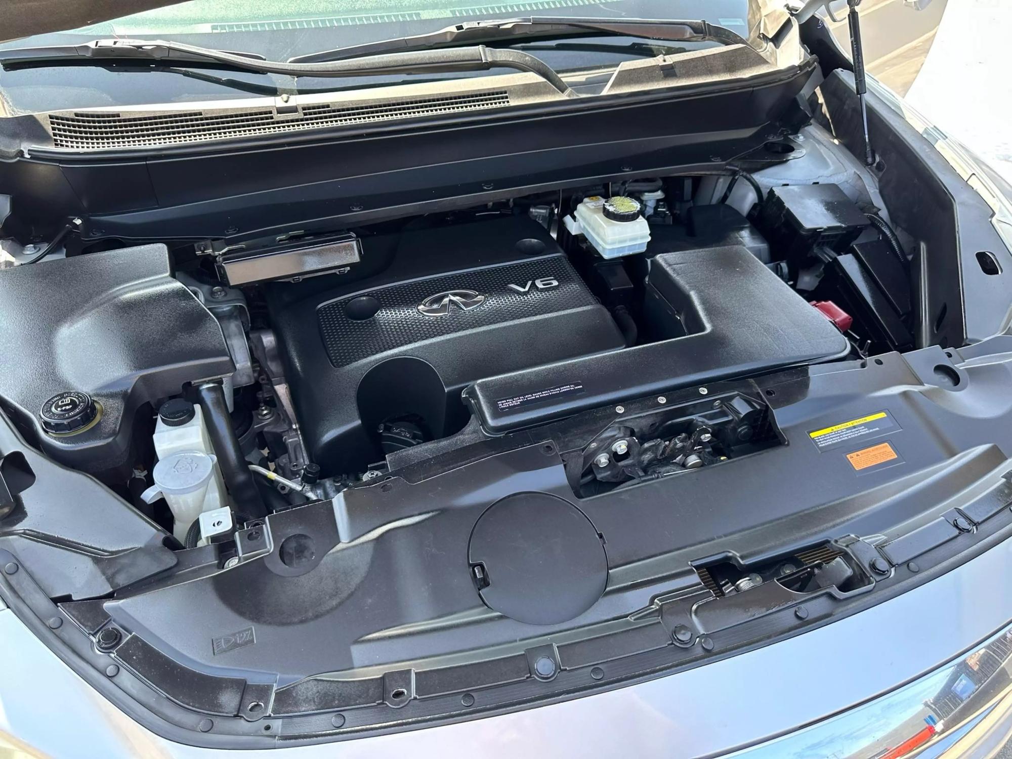 2015 INFINITI QX60 Base photo 38