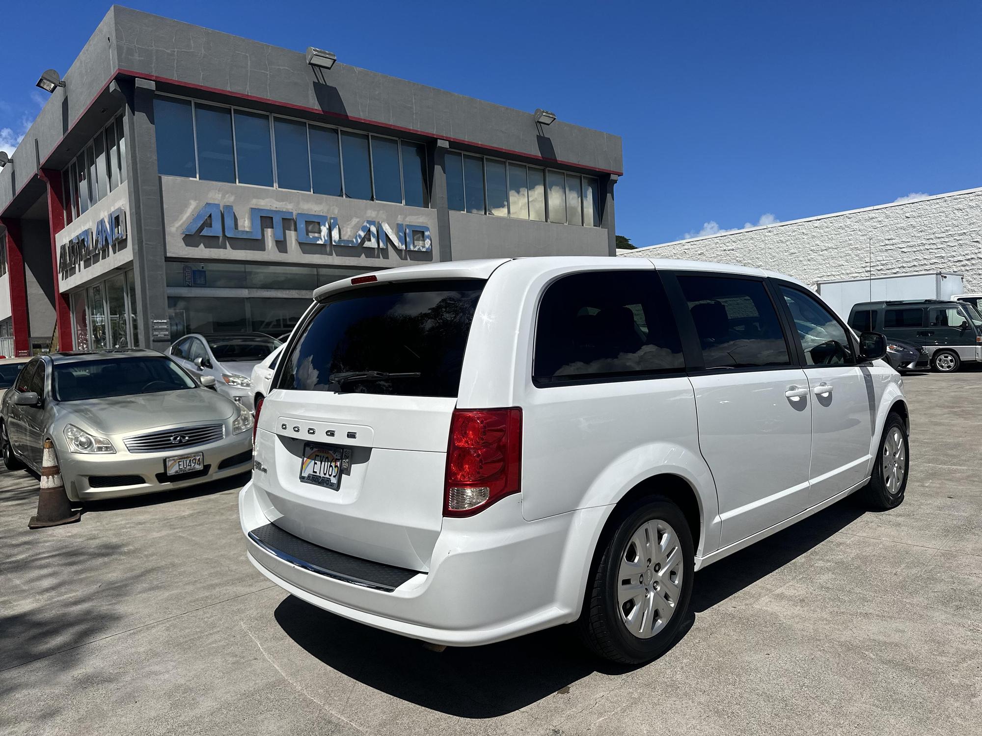 2018 Dodge Grand Caravan SE photo 28