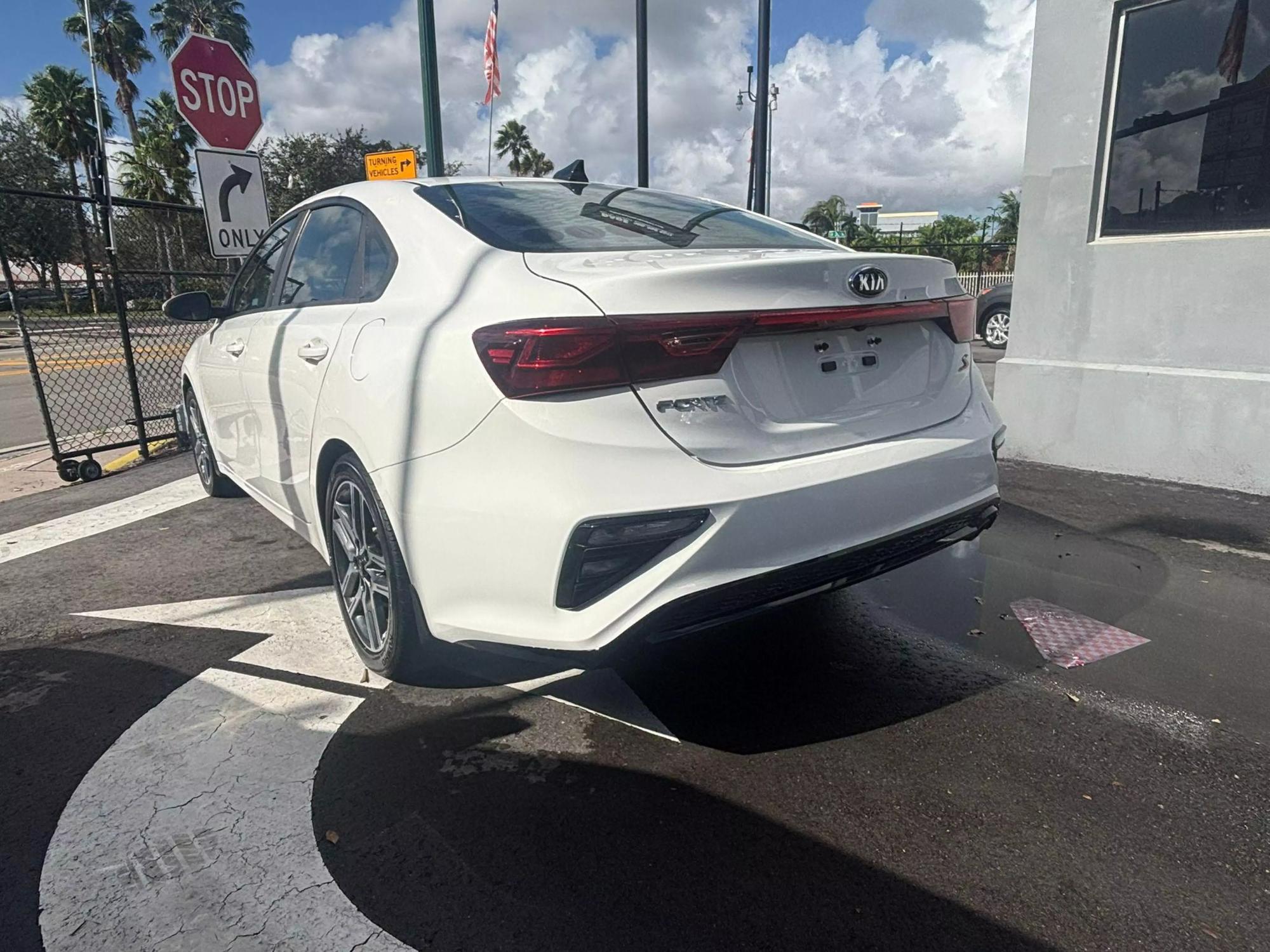 2019 Kia FORTE S photo 19