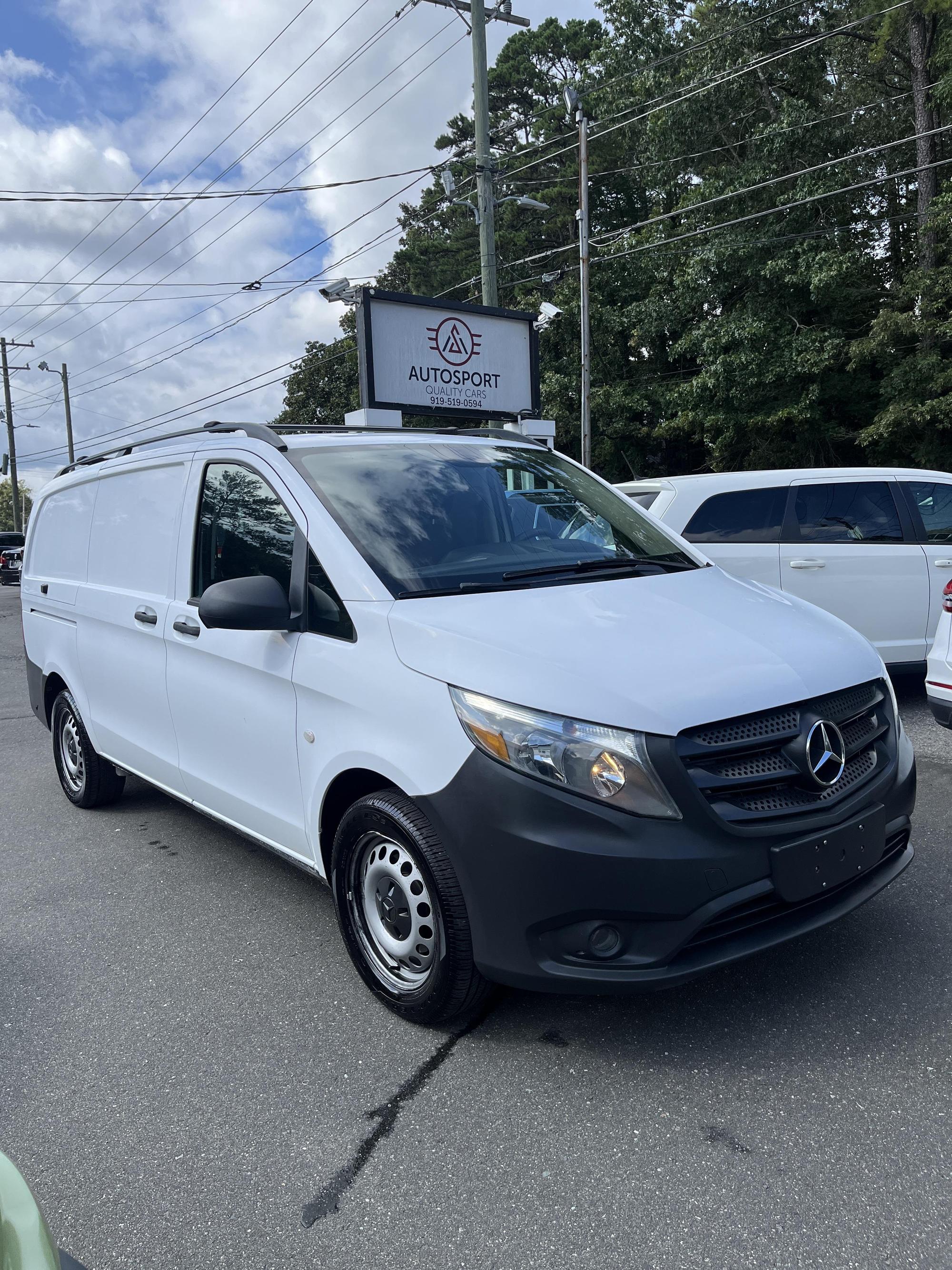 2016 Mercedes-Benz Metris Cargo Van Base photo 12