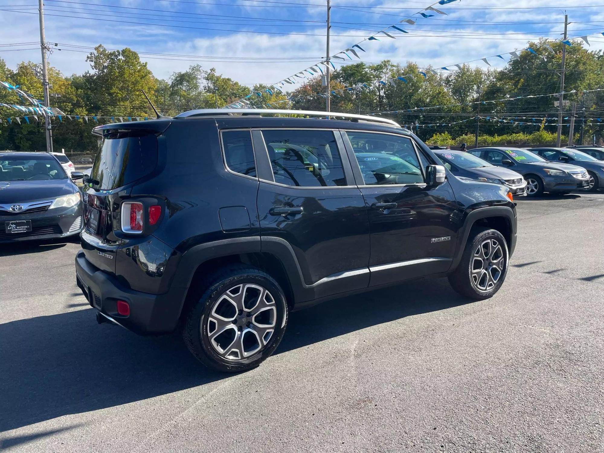 2015 Jeep Renegade Limited photo 94