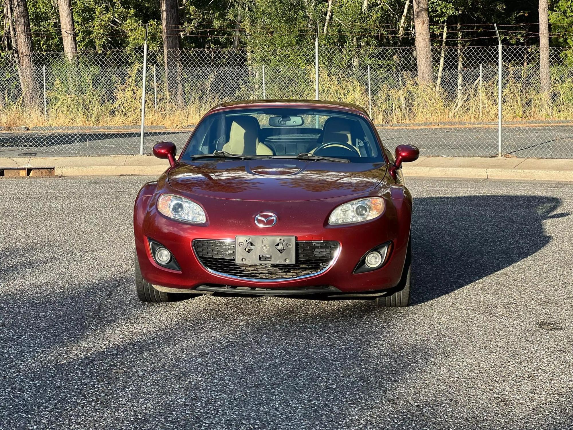 2011 Mazda MX-5 Miata Grand Touring Hard Top photo 24