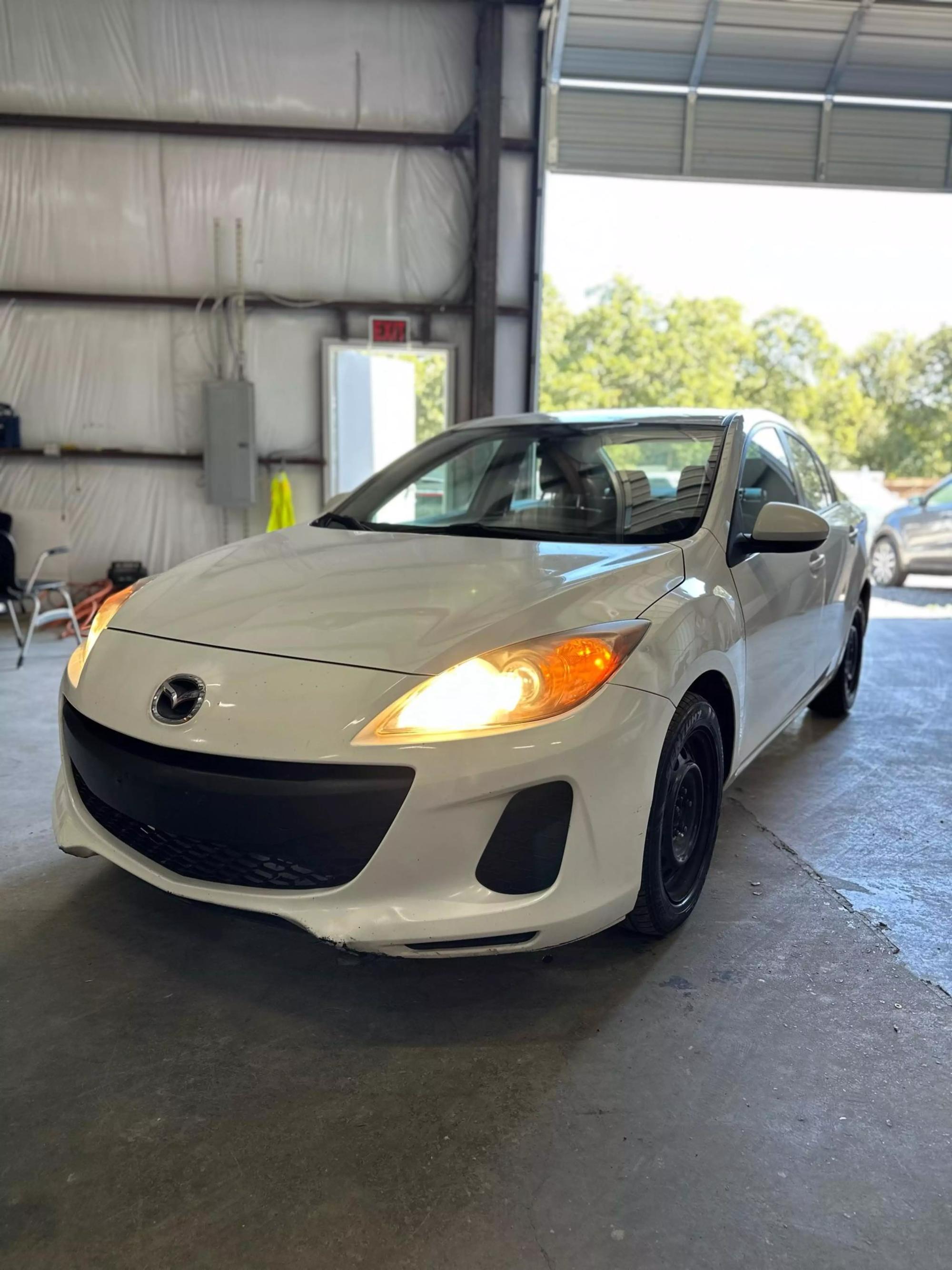 2013 Mazda MAZDA3 i SV photo 15