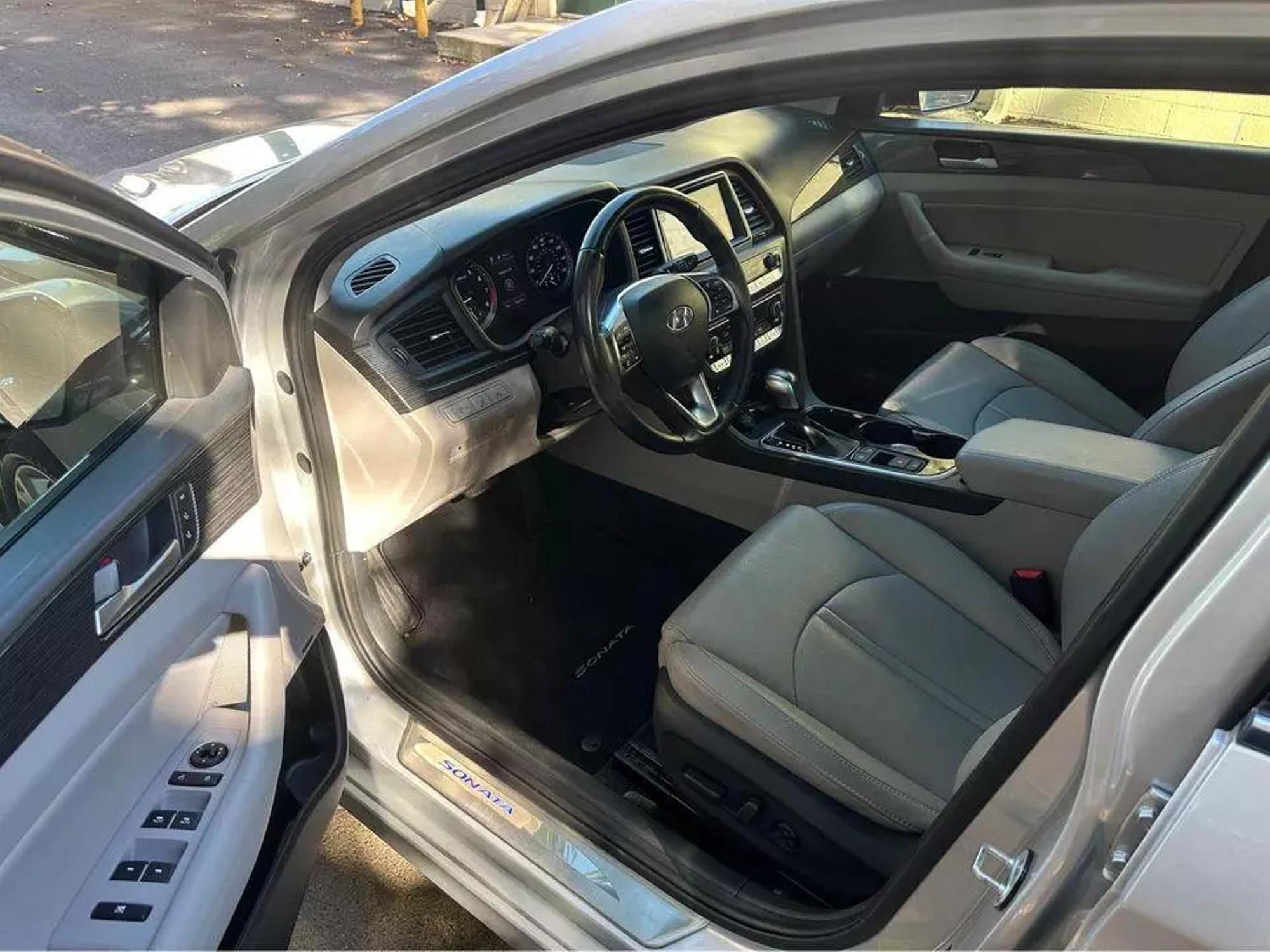 2018 Hyundai Sonata Limited photo 35