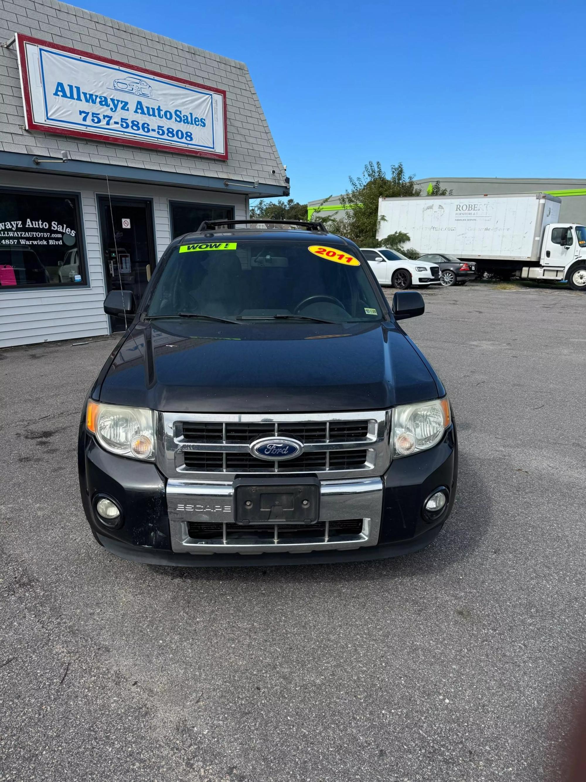 2011 Ford Escape Limited photo 11