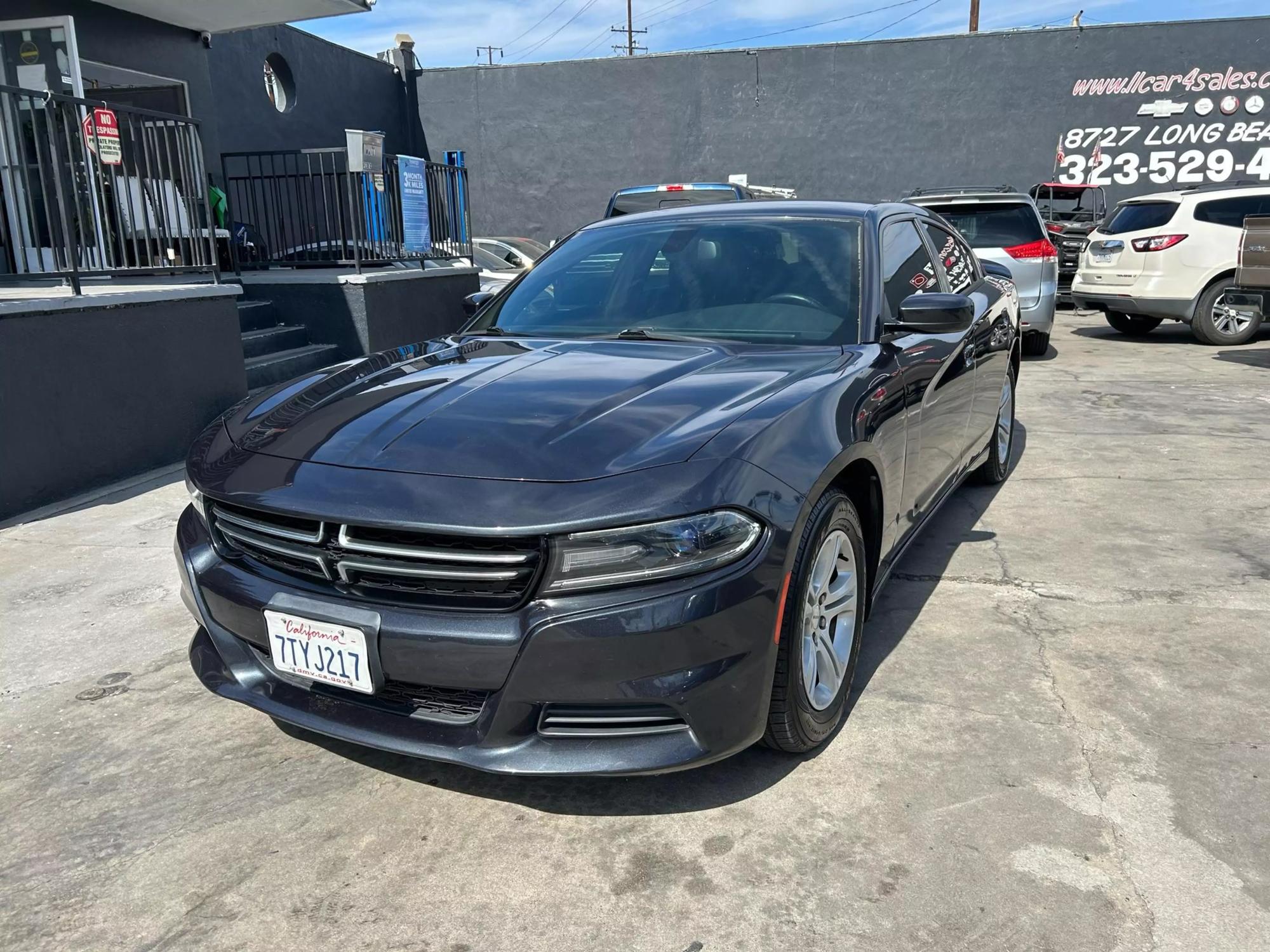 2016 Dodge Charger SE photo 16