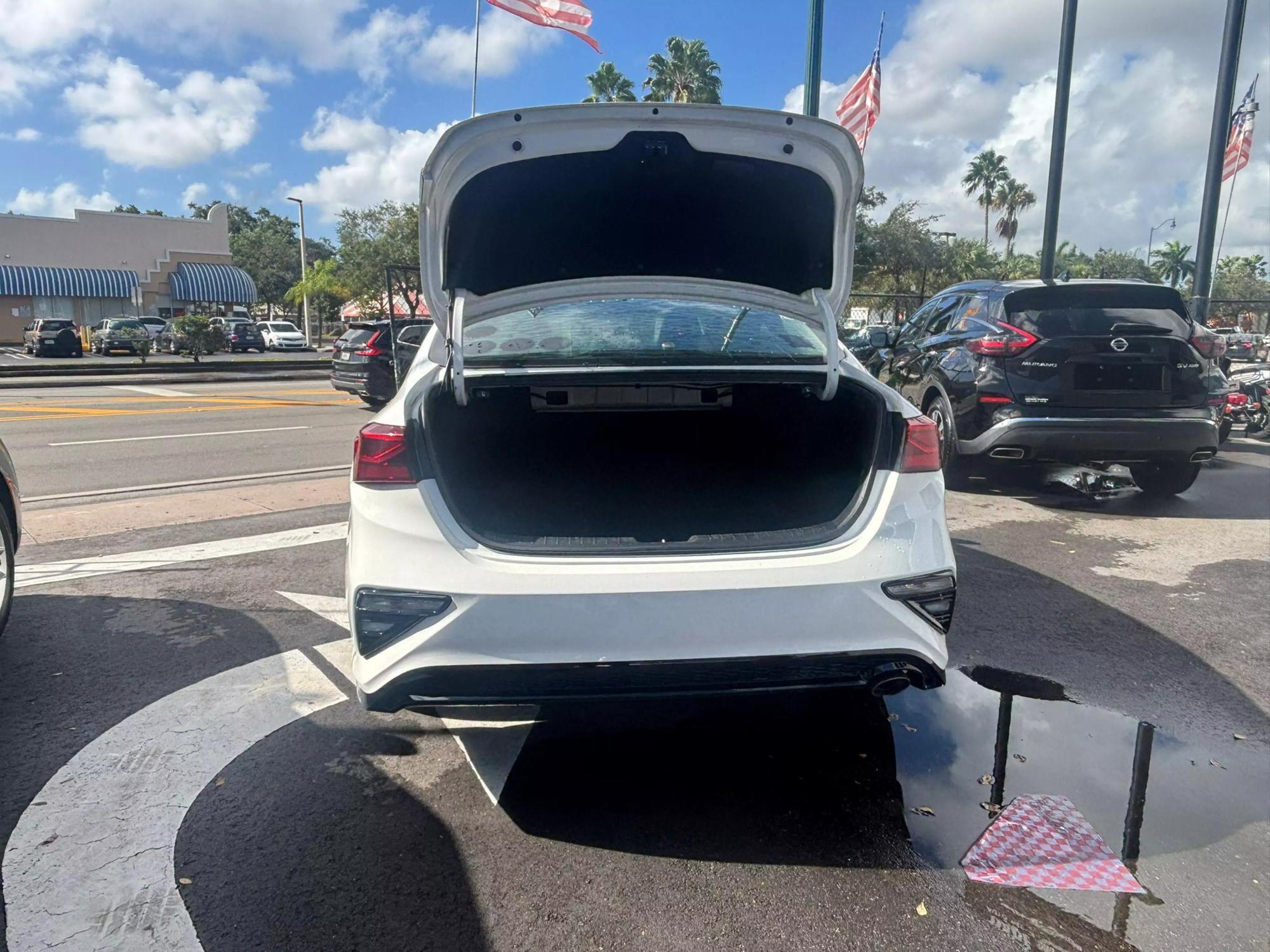 2019 Kia FORTE S photo 21