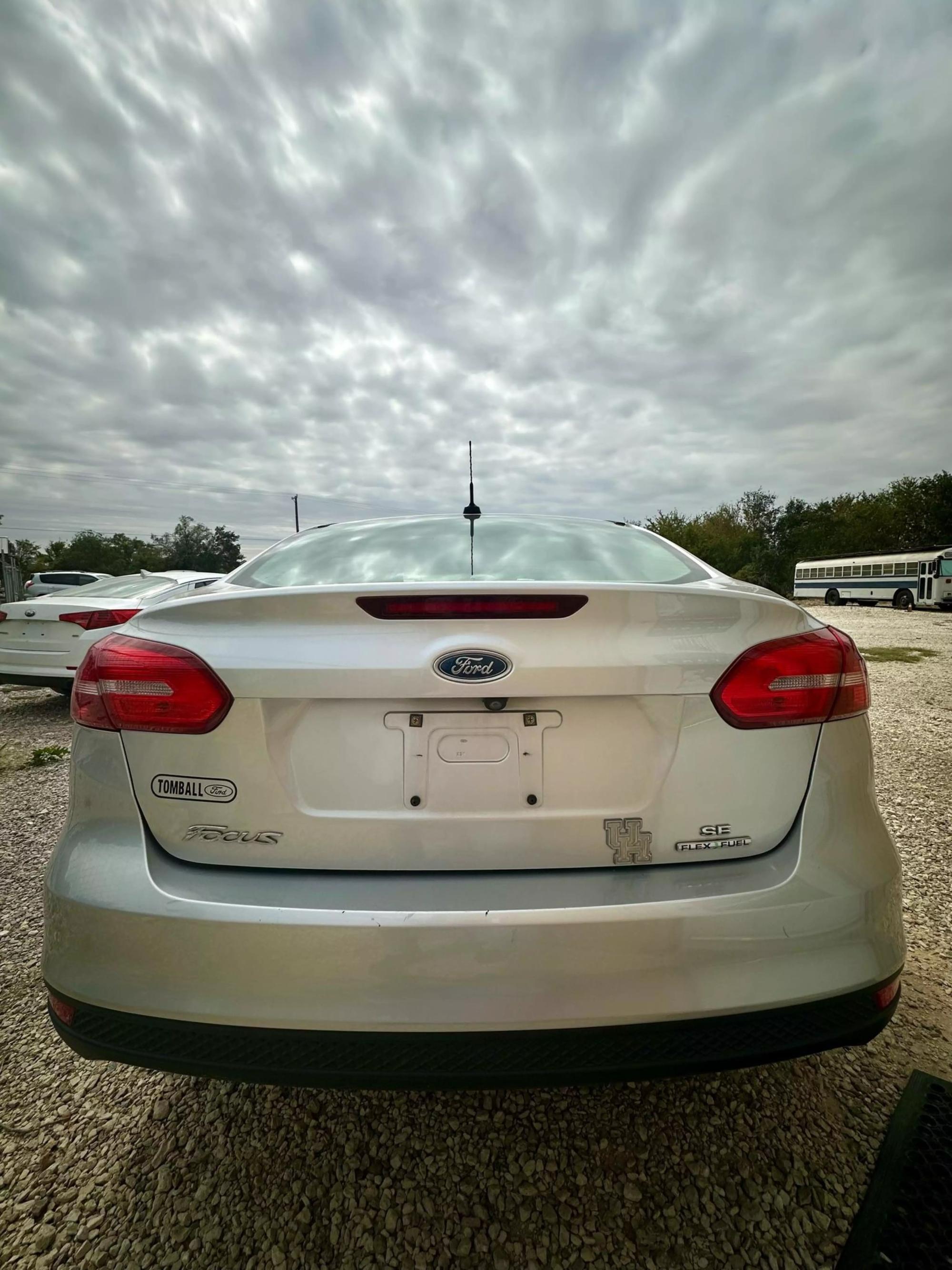 2015 Ford Focus SE photo 29