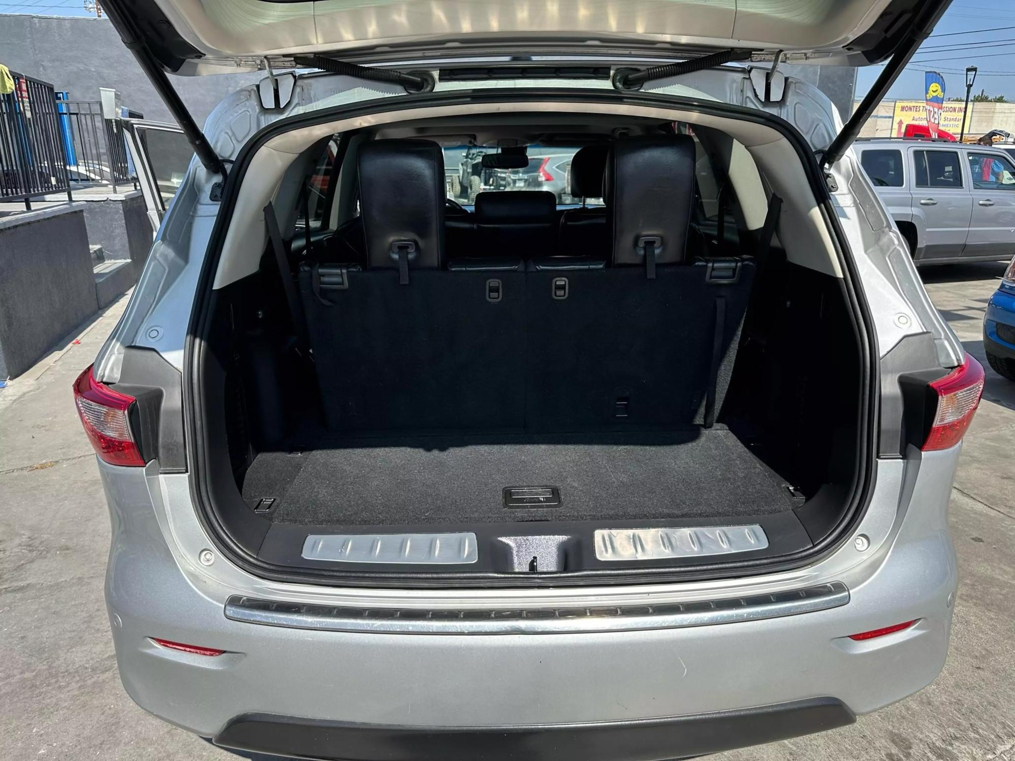 2015 INFINITI QX60 Base photo 36