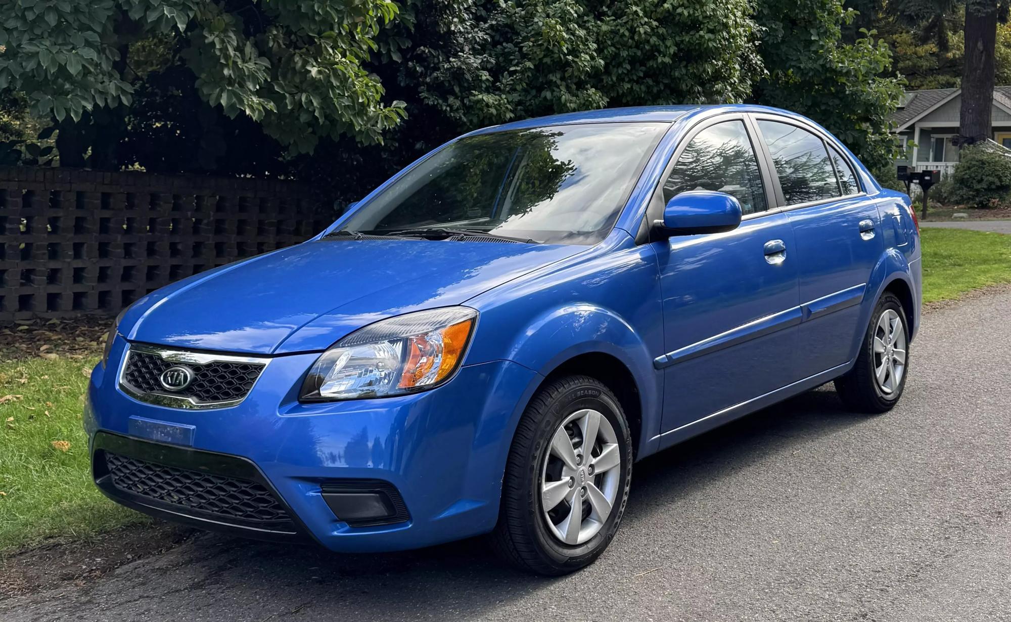 2010 Kia Rio LX photo 16