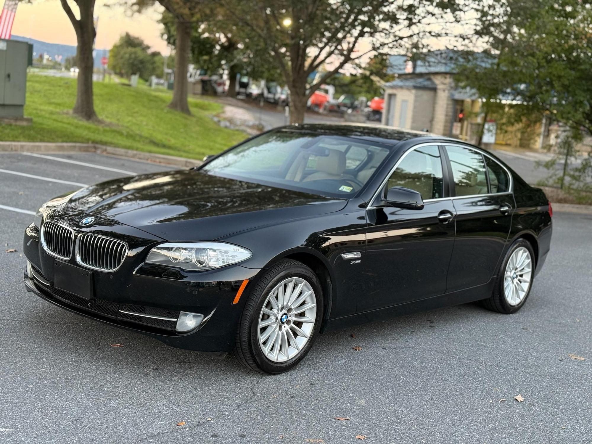 2012 BMW 5 Series 535i photo 86