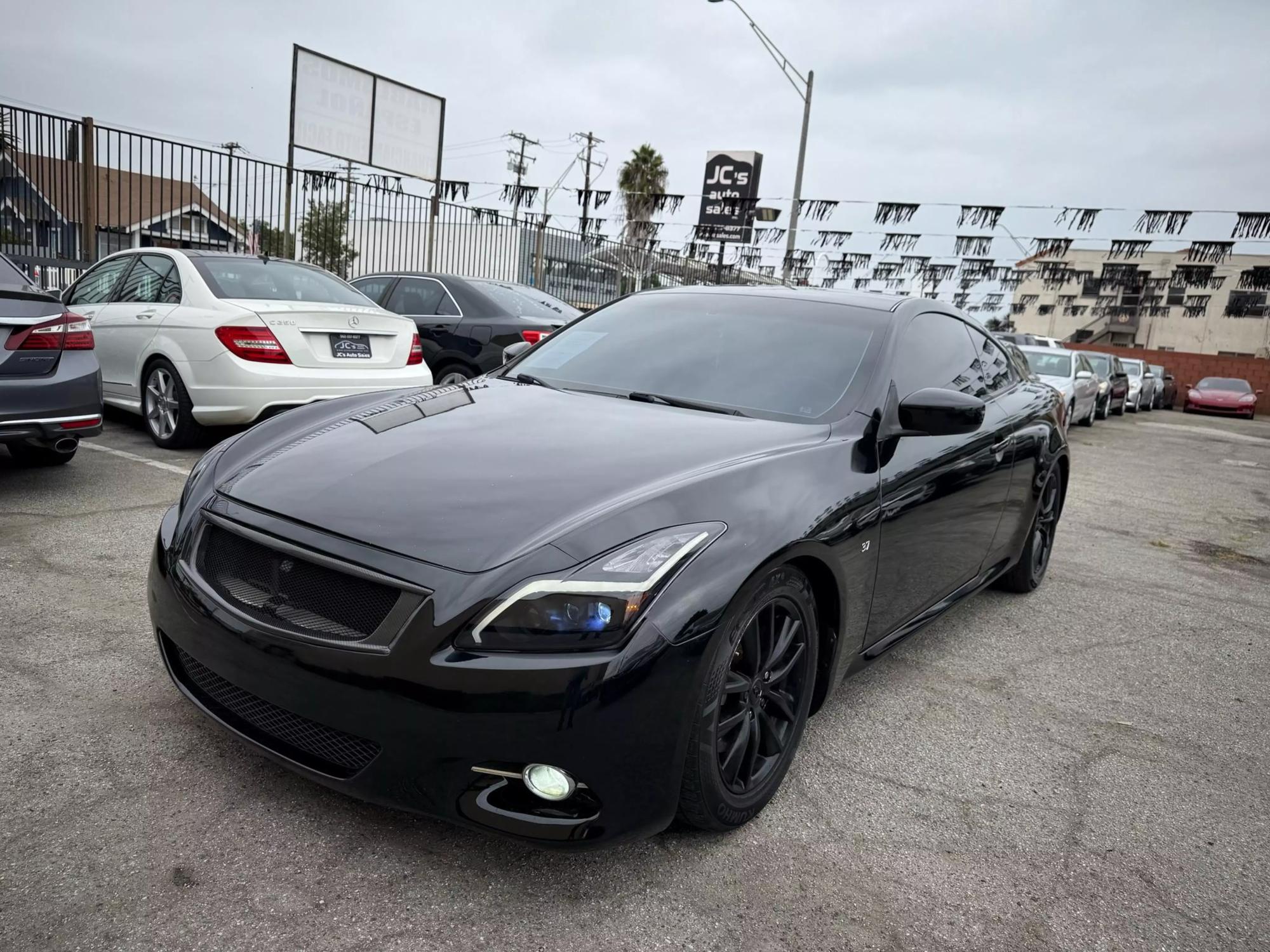 2014 INFINITI Q60 Coupe null photo 20