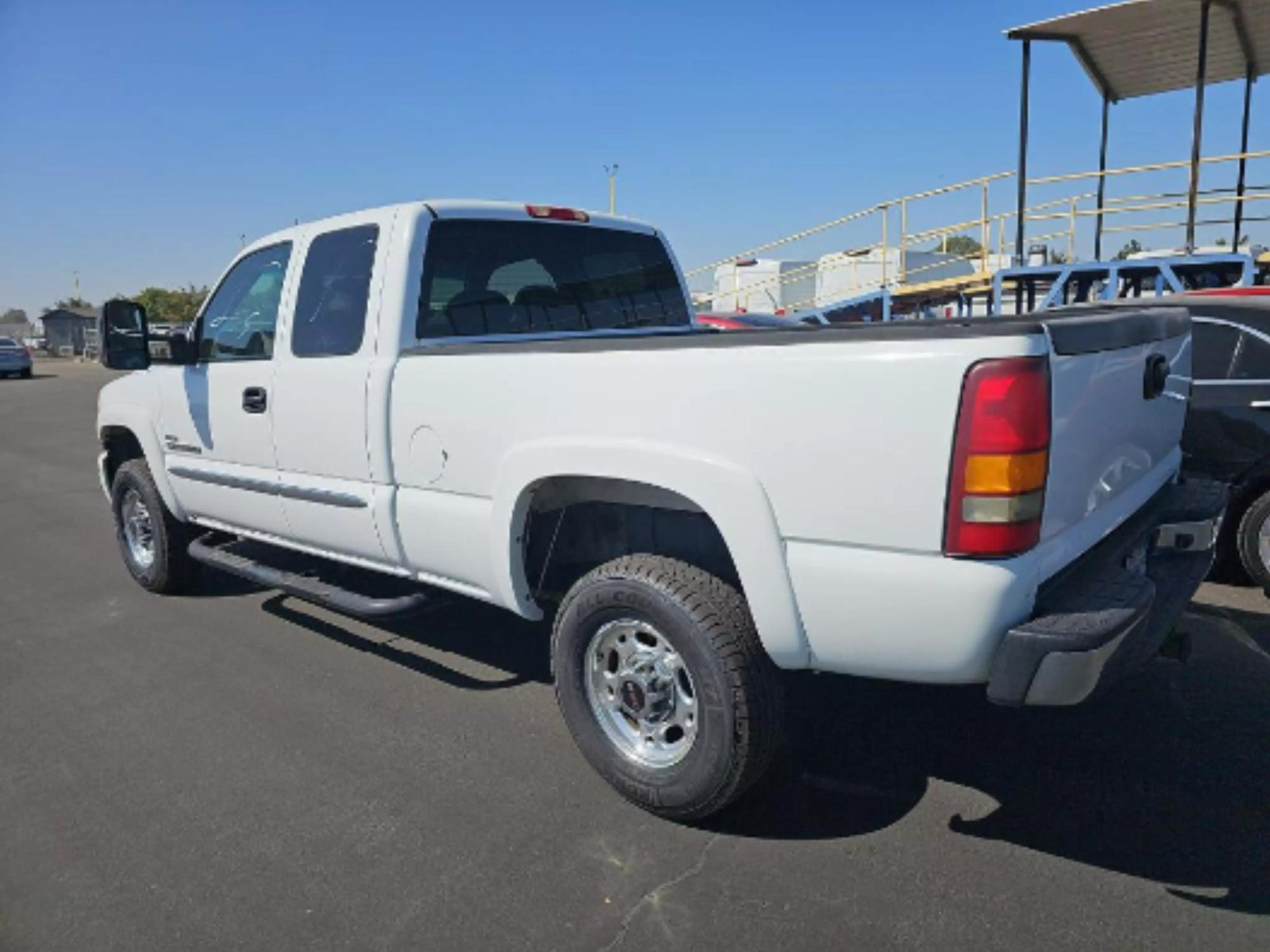 2003 GMC Sierra 2500HD null photo 72