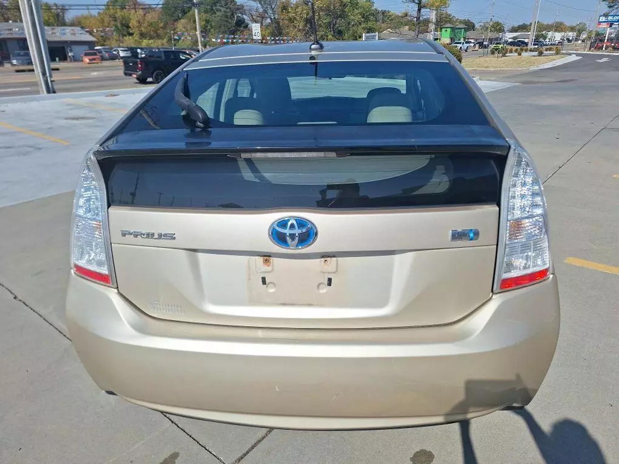 2010 Toyota Prius I photo 21