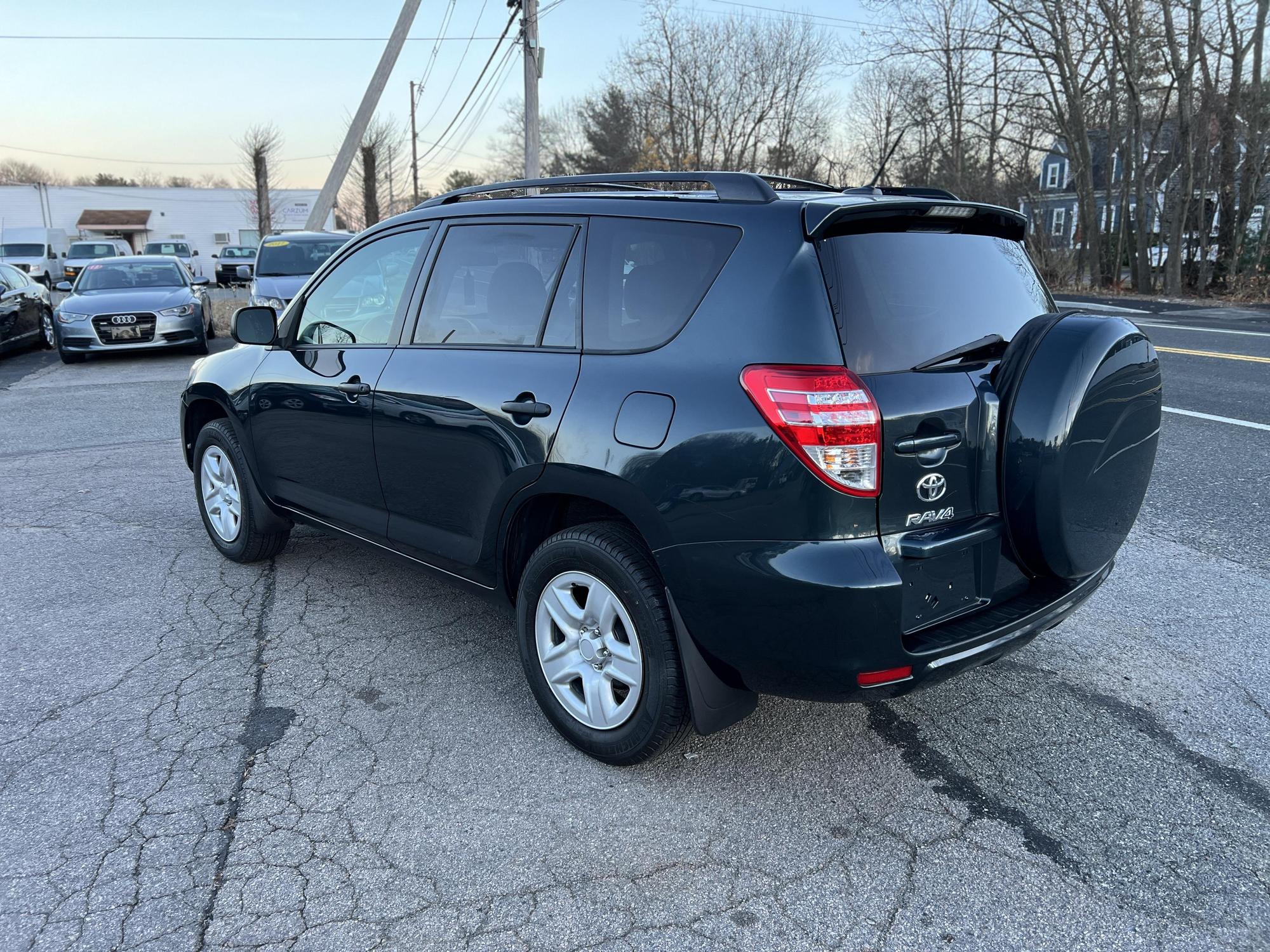 2012 Toyota RAV4 Base photo 37