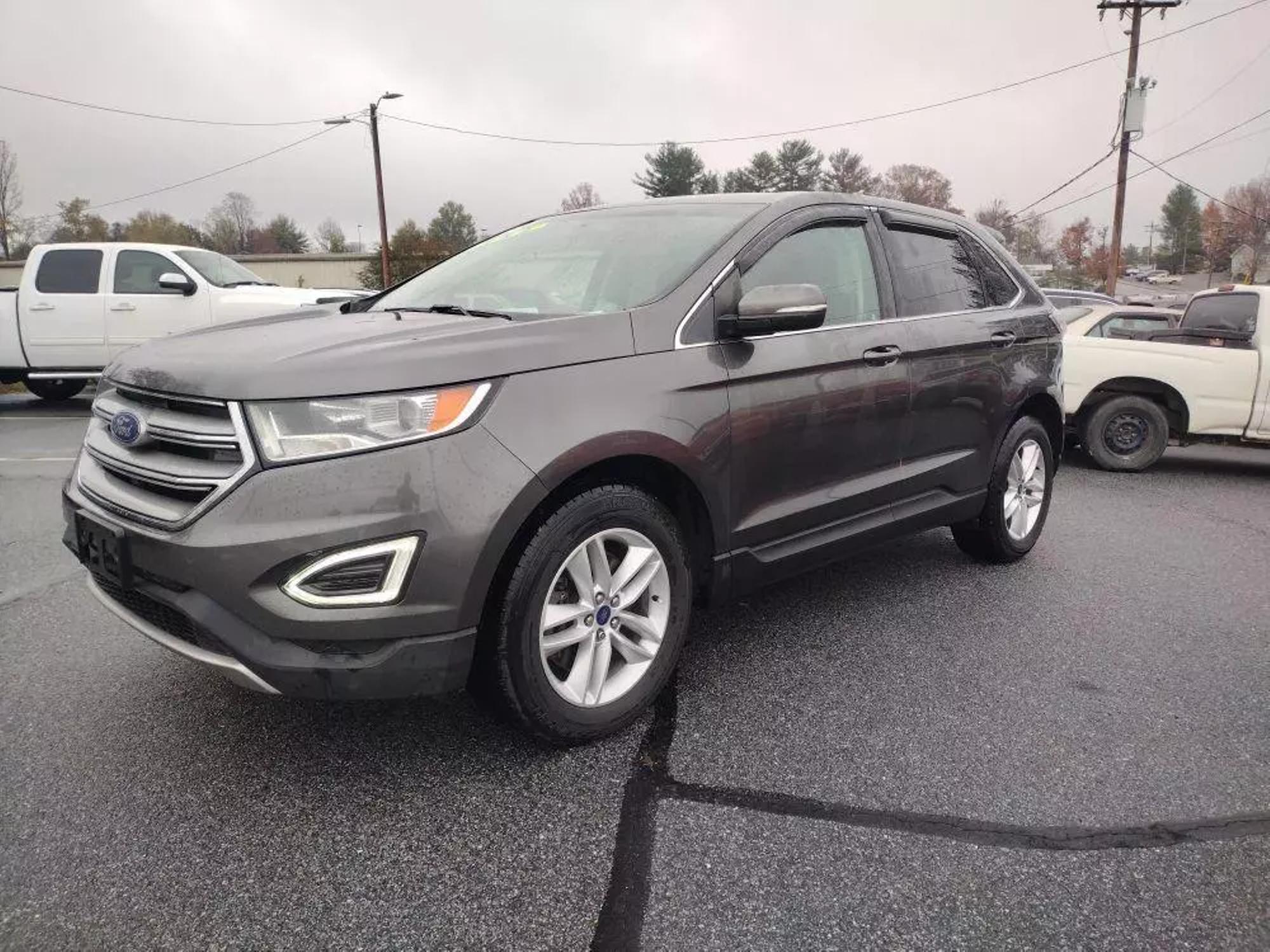 2017 Ford Edge SEL photo 12