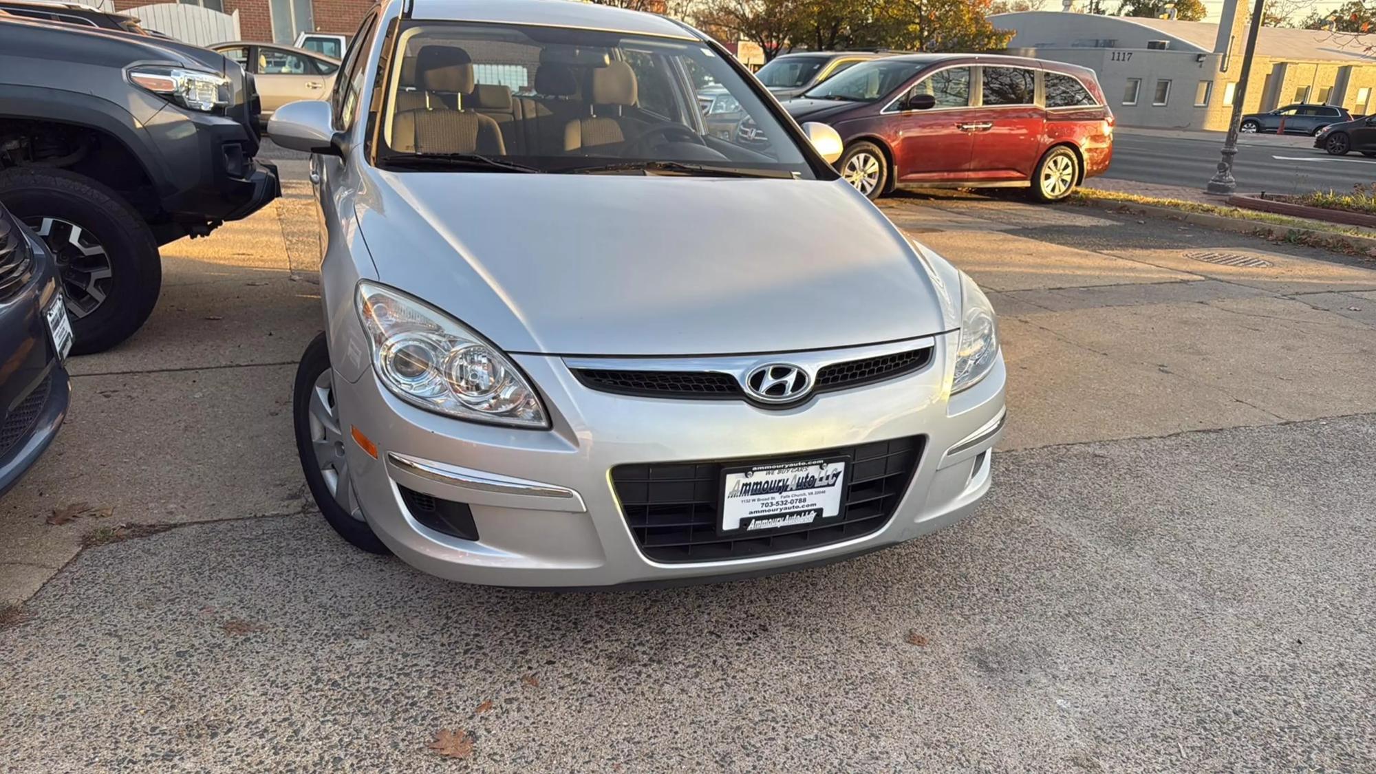 2011 Hyundai Elantra Touring GLS photo 45