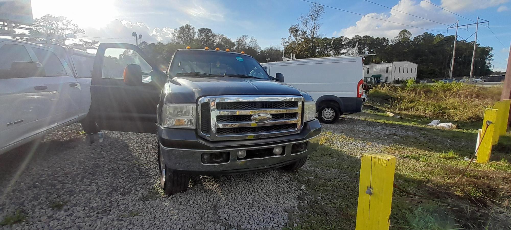 2006 Ford F-250 Super Duty XL photo 5