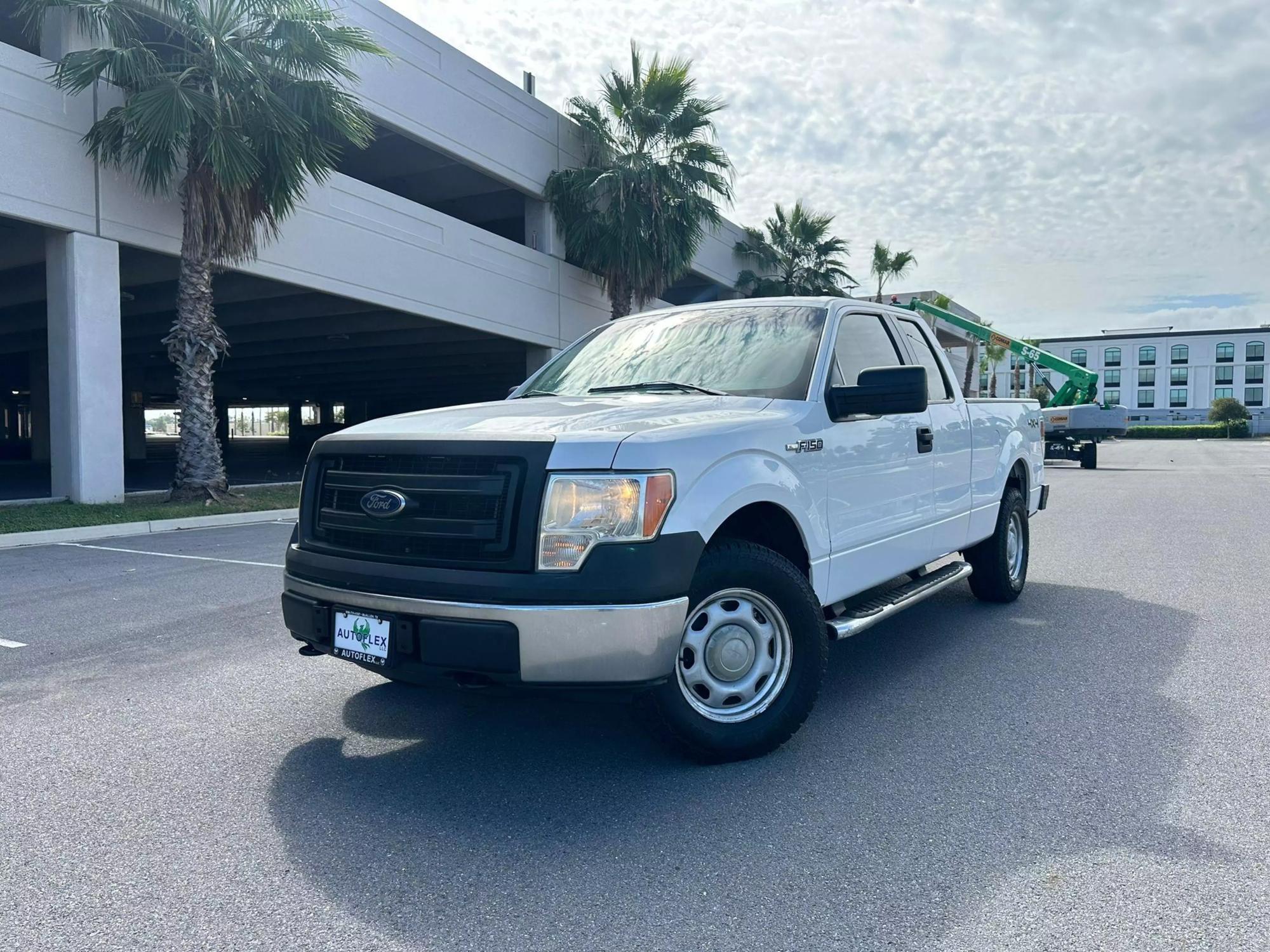 2014 Ford F-150 XL photo 19