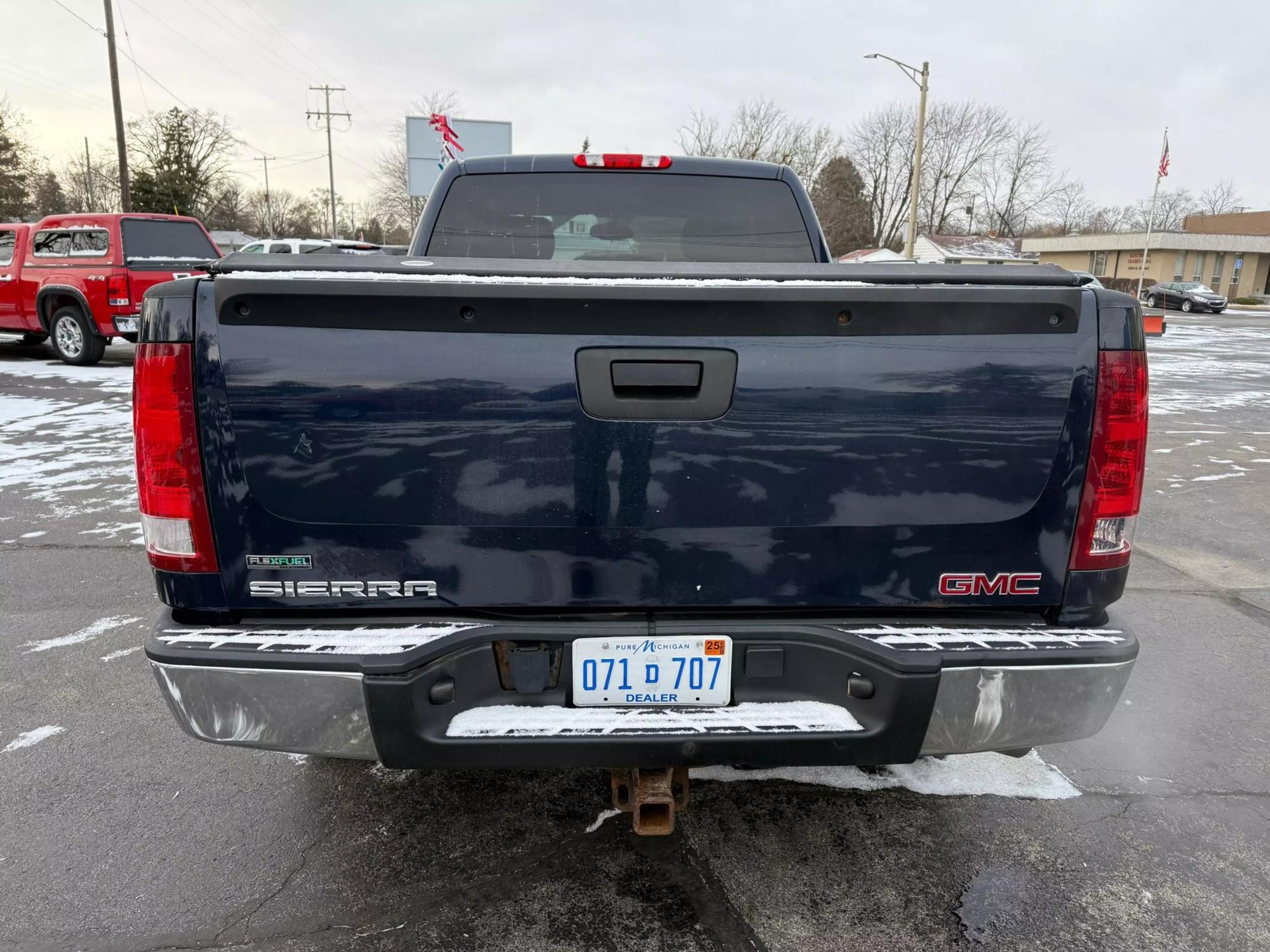 2011 GMC Sierra 1500 SL photo 22