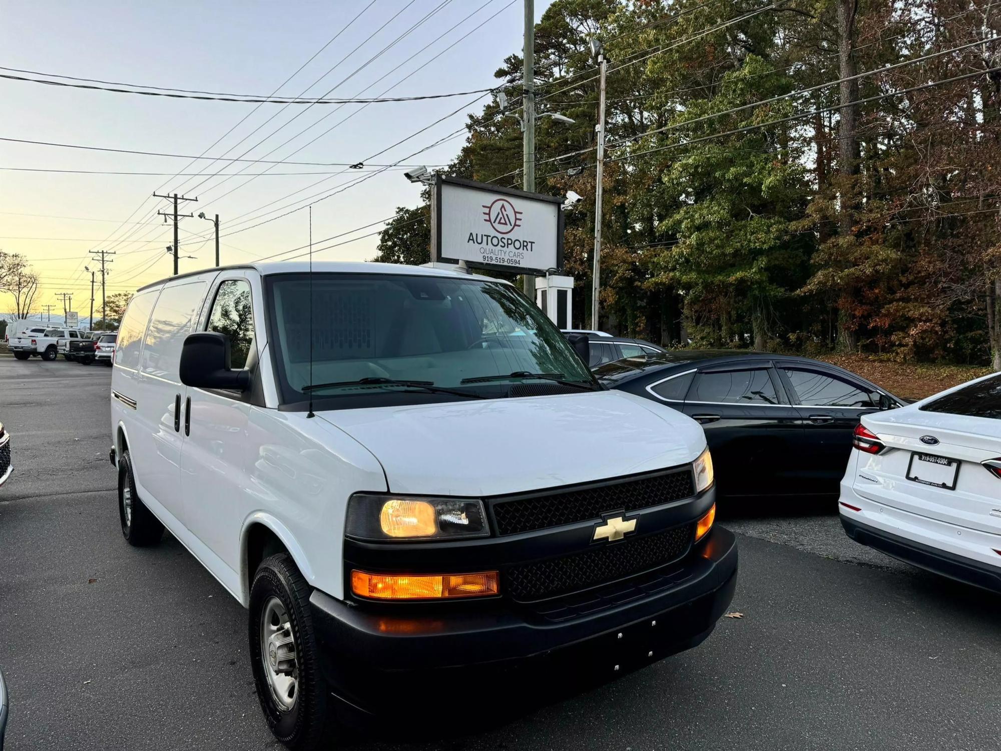 2020 Chevrolet Express Cargo Work Van photo 14