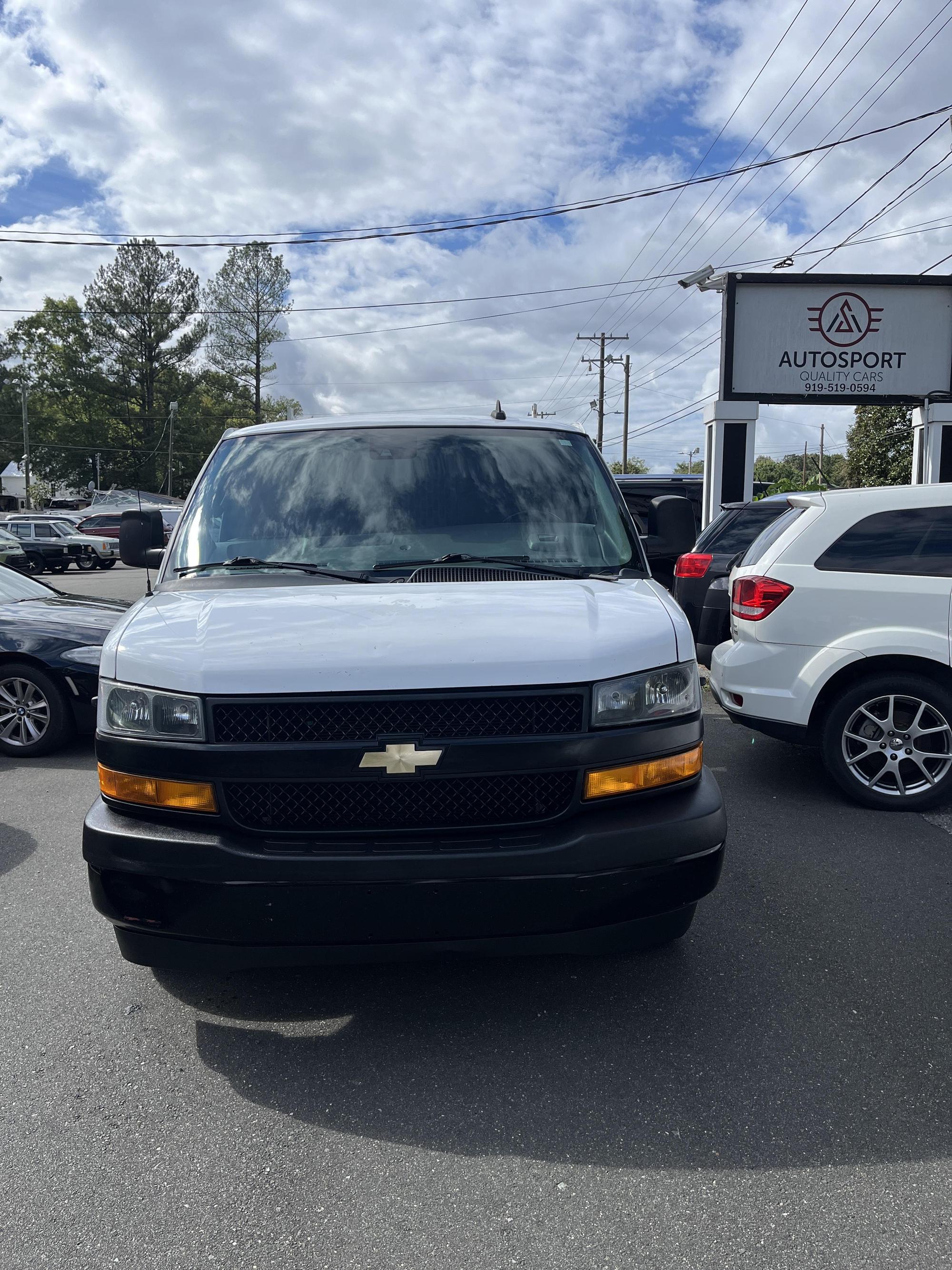 2019 Chevrolet Express Cargo Work Van photo 12