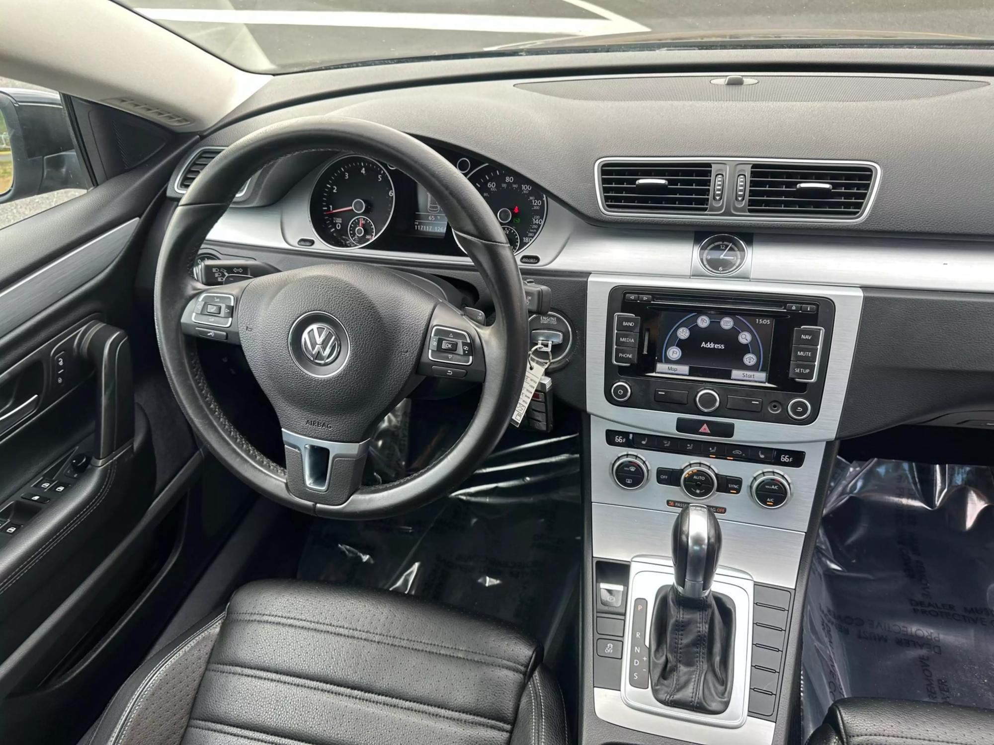 2014 Volkswagen CC R-Line photo 176